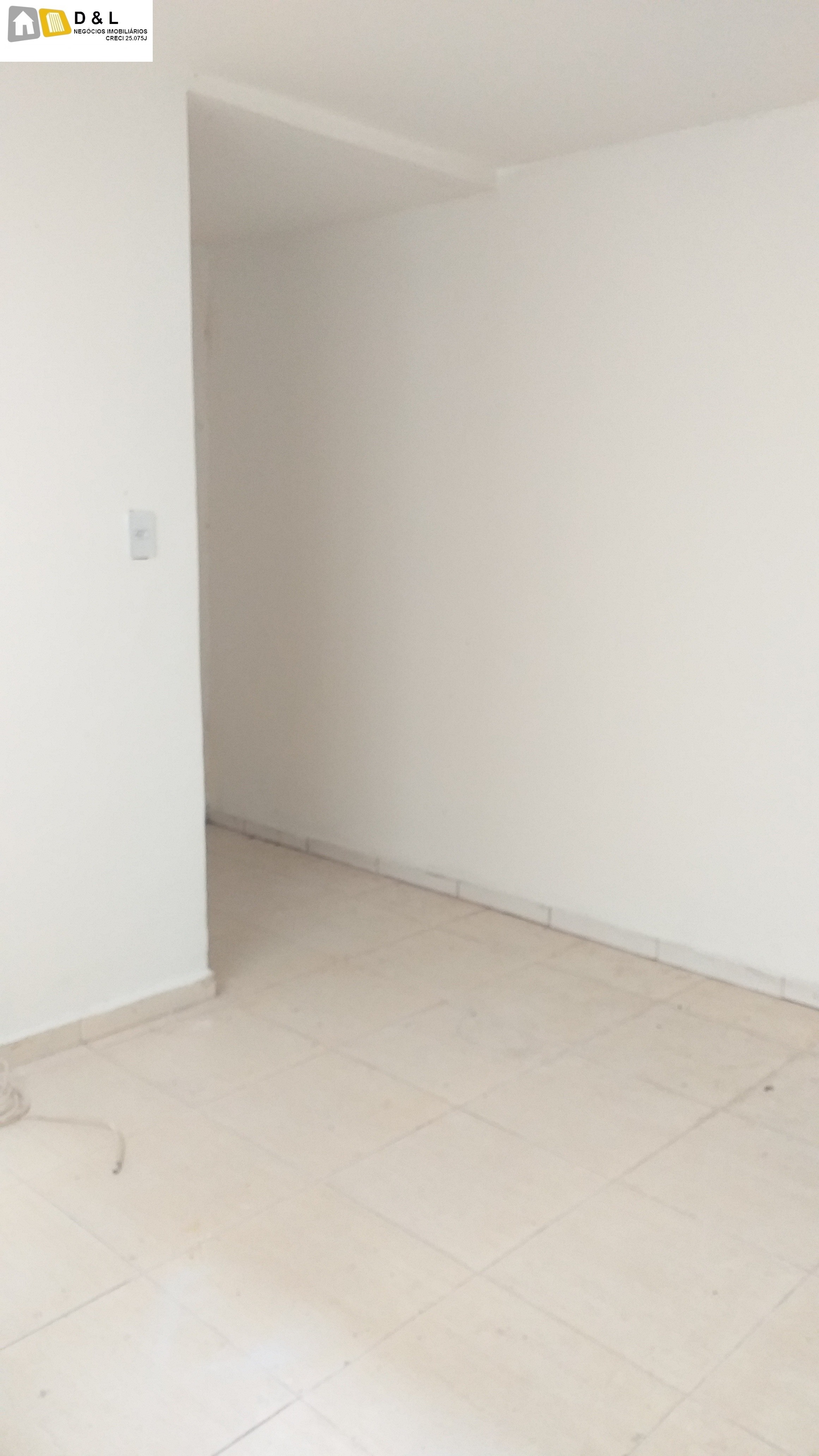 Casa para alugar com 1 quarto, 35m² - Foto 2