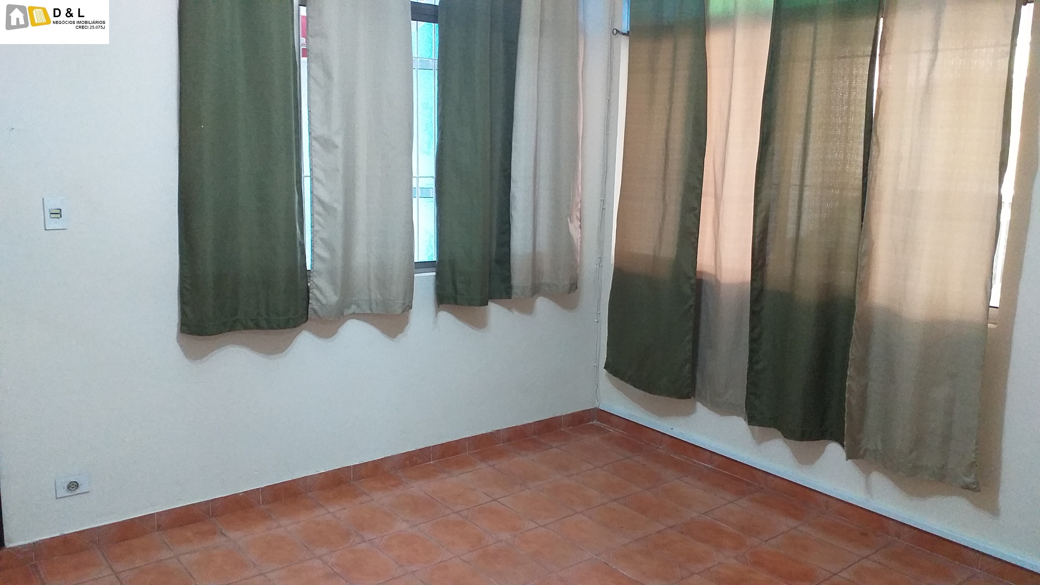 Casa à venda com 3 quartos, 90m² - Foto 33