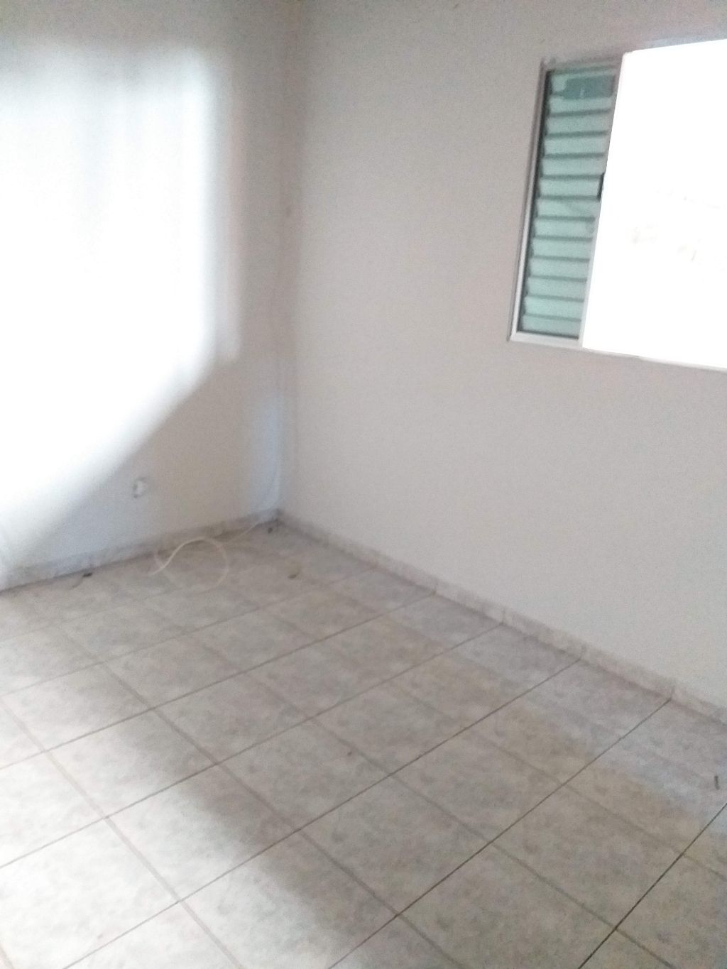 Casa para alugar com 1 quarto, 25m² - Foto 5