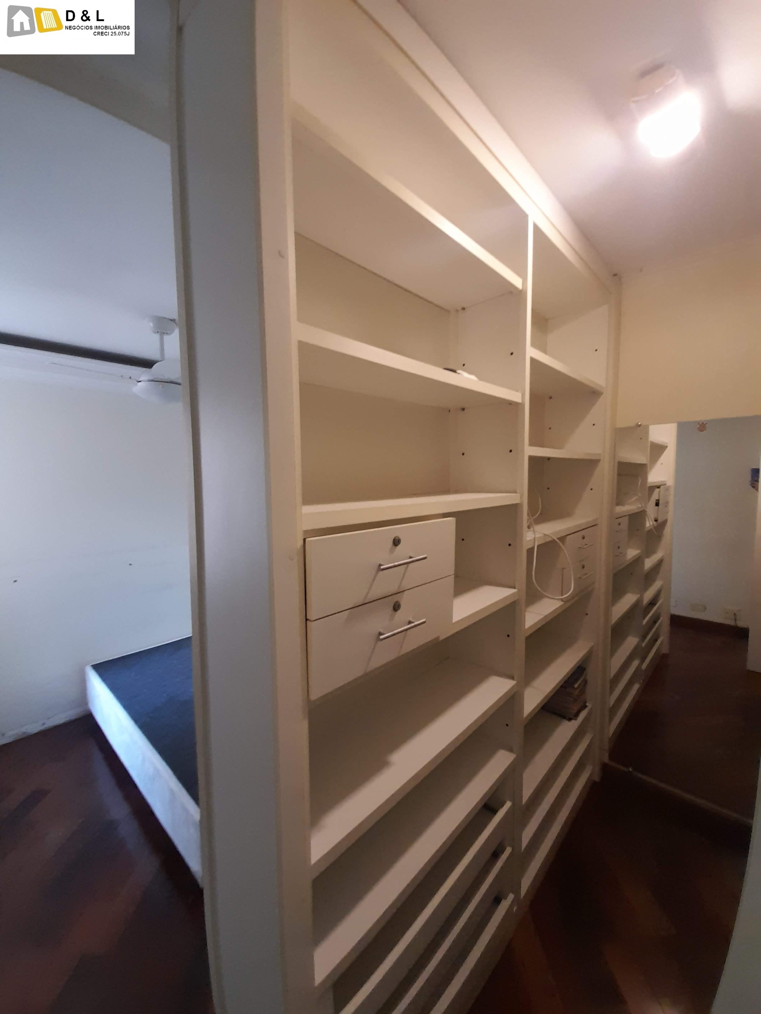 Casa à venda com 3 quartos, 190m² - Foto 42