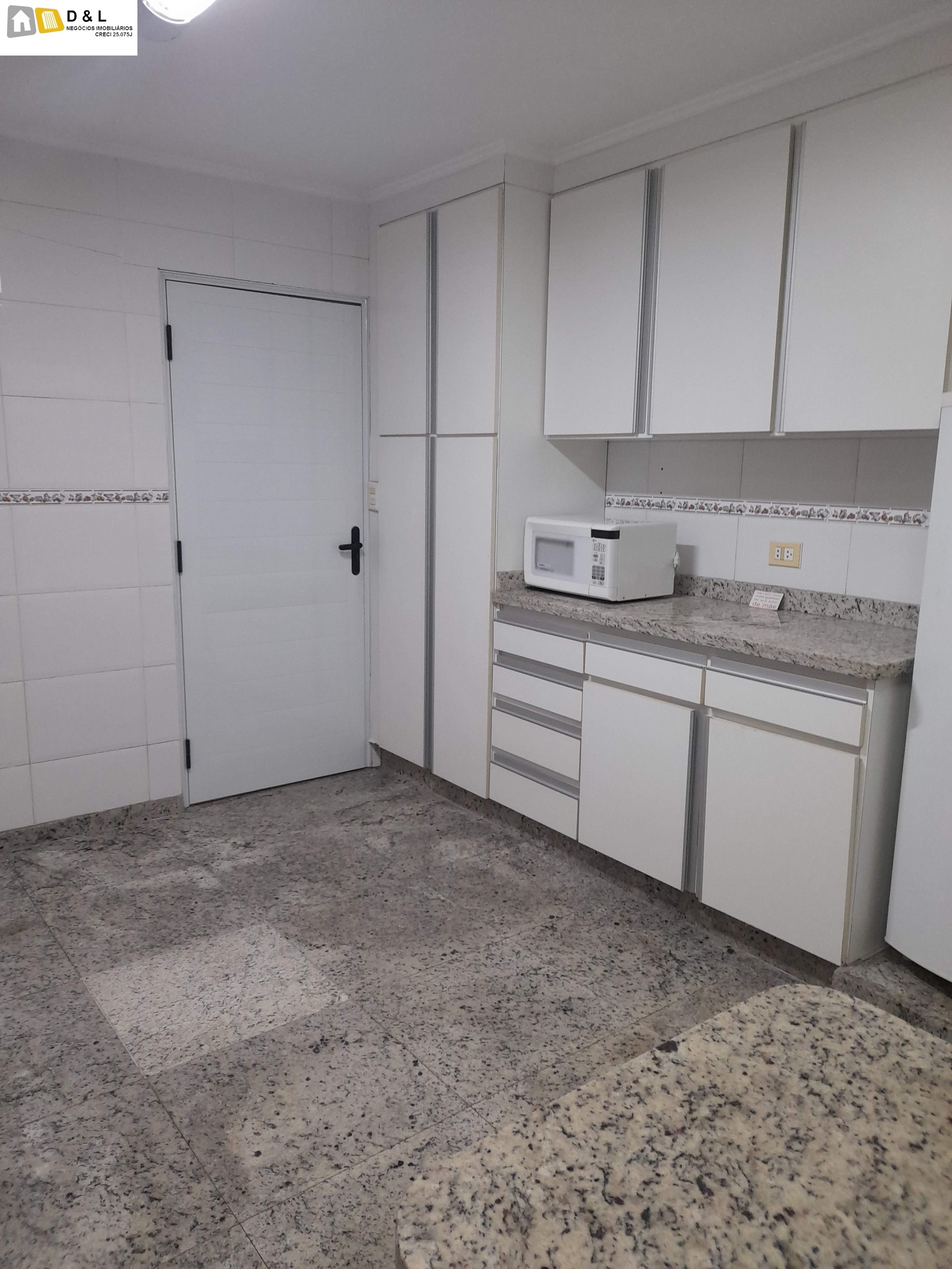 Casa à venda com 3 quartos, 190m² - Foto 29