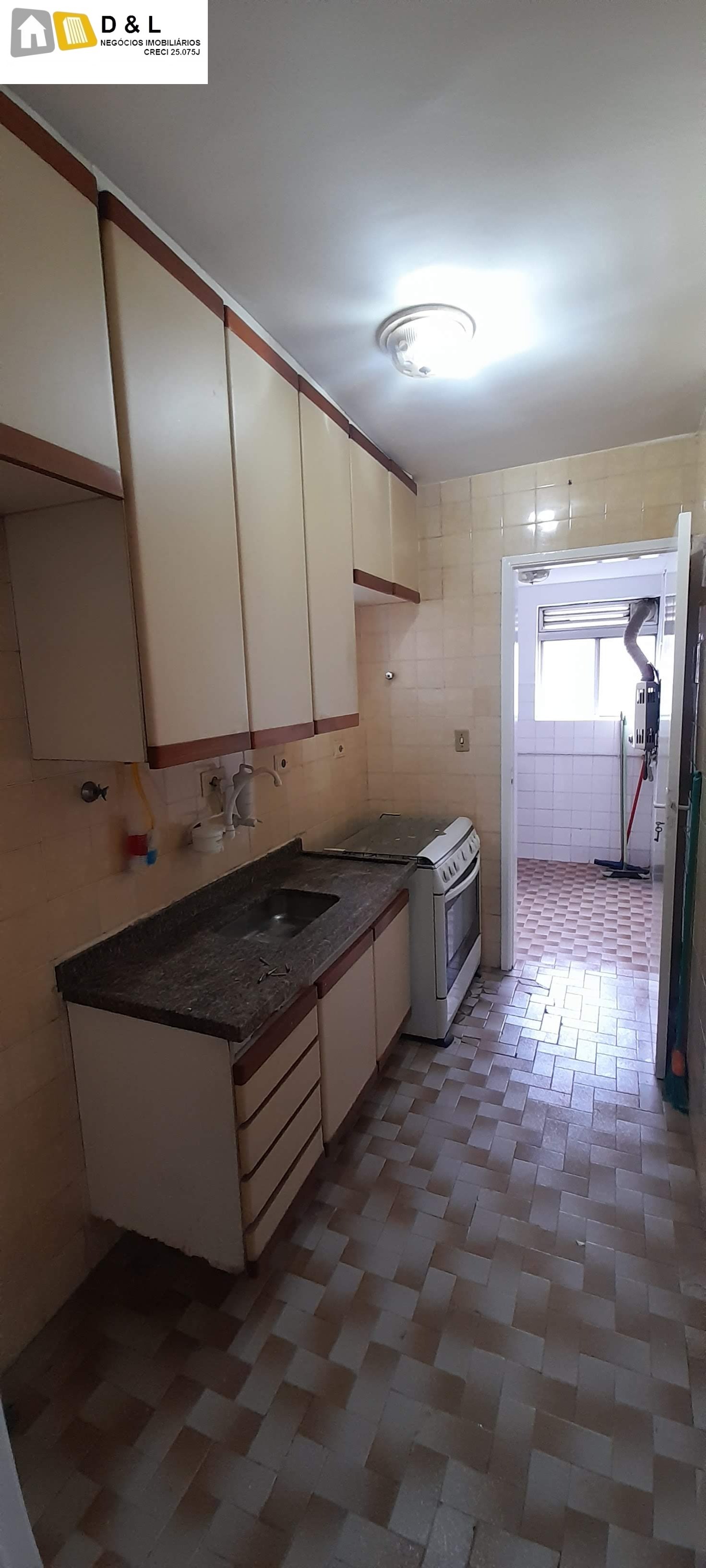 Apartamento à venda com 2 quartos, 56m² - Foto 2