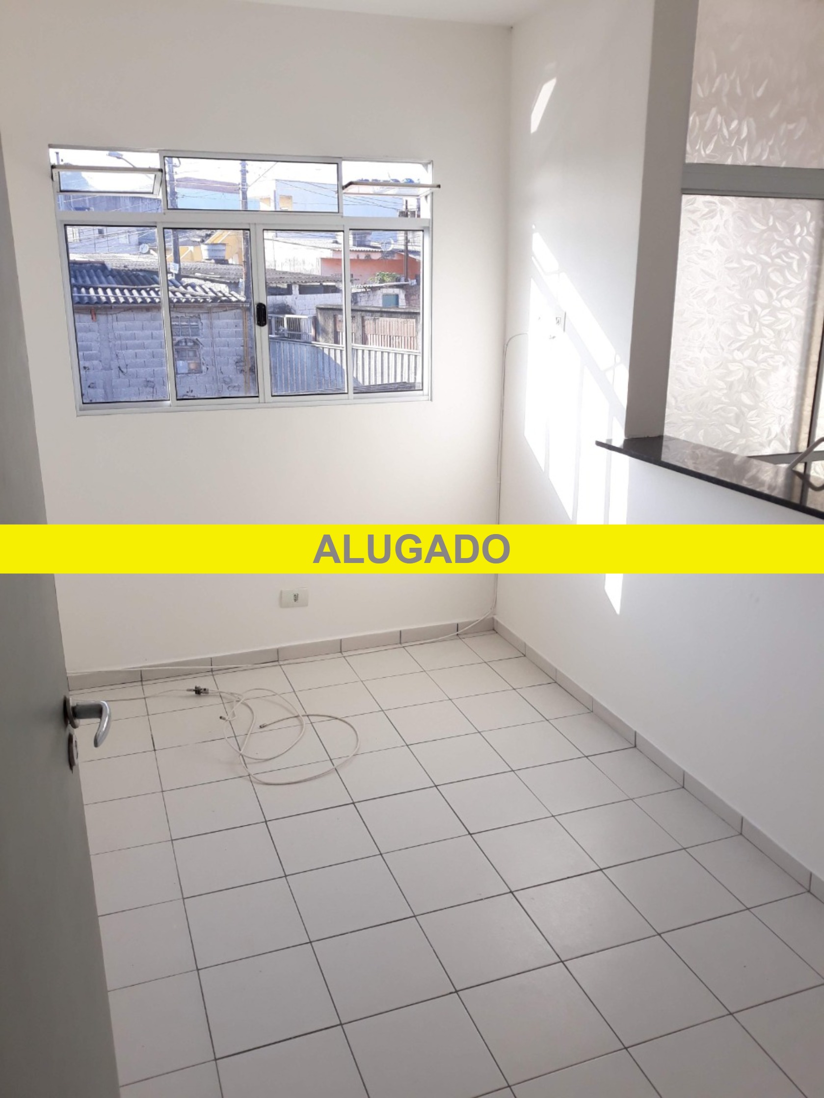 Apartamento para alugar com 1 quarto, 27m² - Foto 1