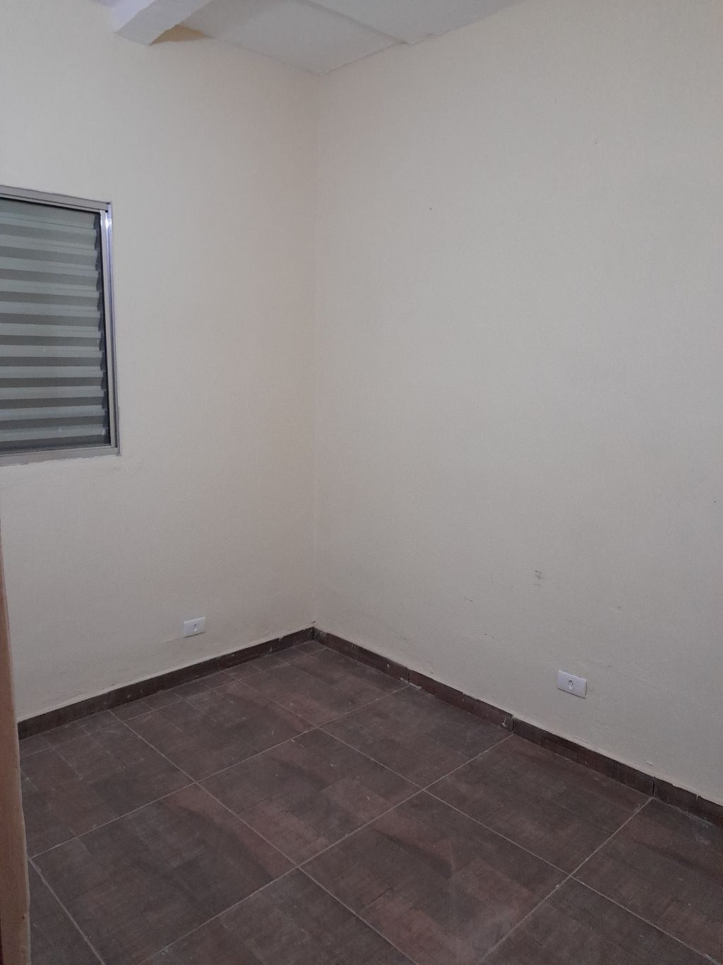 Casa à venda com 4 quartos, 100m² - Foto 4