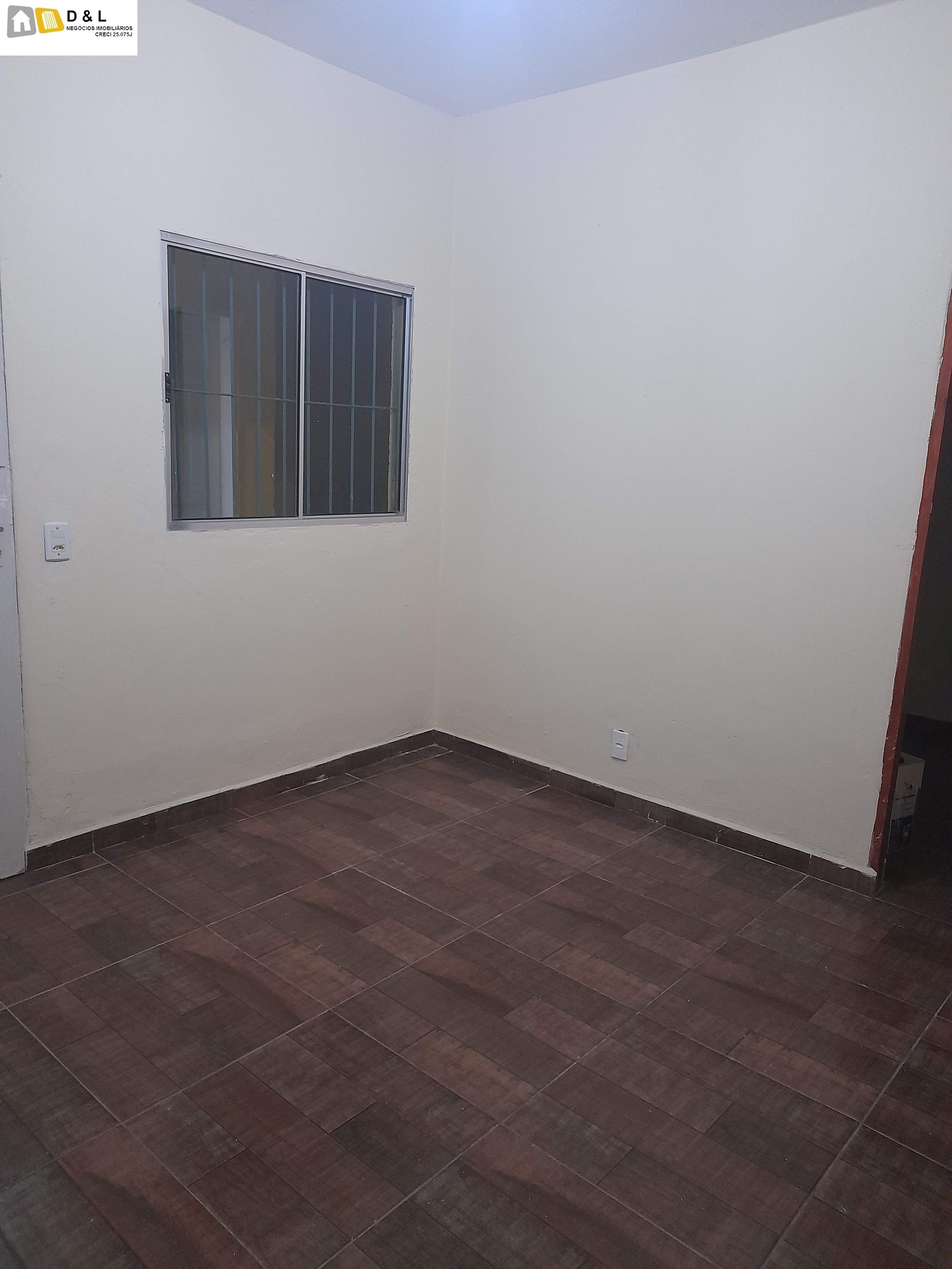 Casa à venda com 4 quartos, 100m² - Foto 28