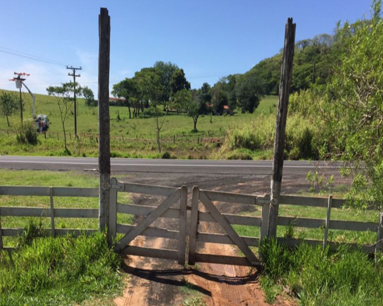 Fazenda à venda com 1 quarto, 648m² - Foto 31