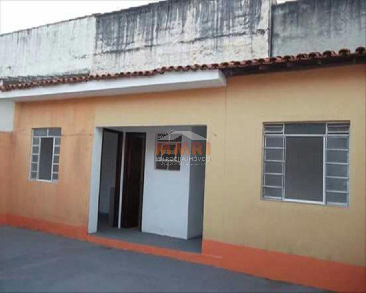 Casa à venda com 2 quartos, 250m² - Foto 2