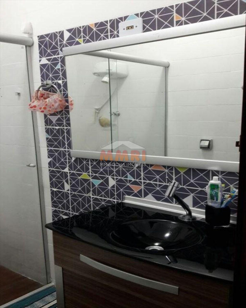 Sobrado à venda com 6 quartos, 200m² - Foto 5