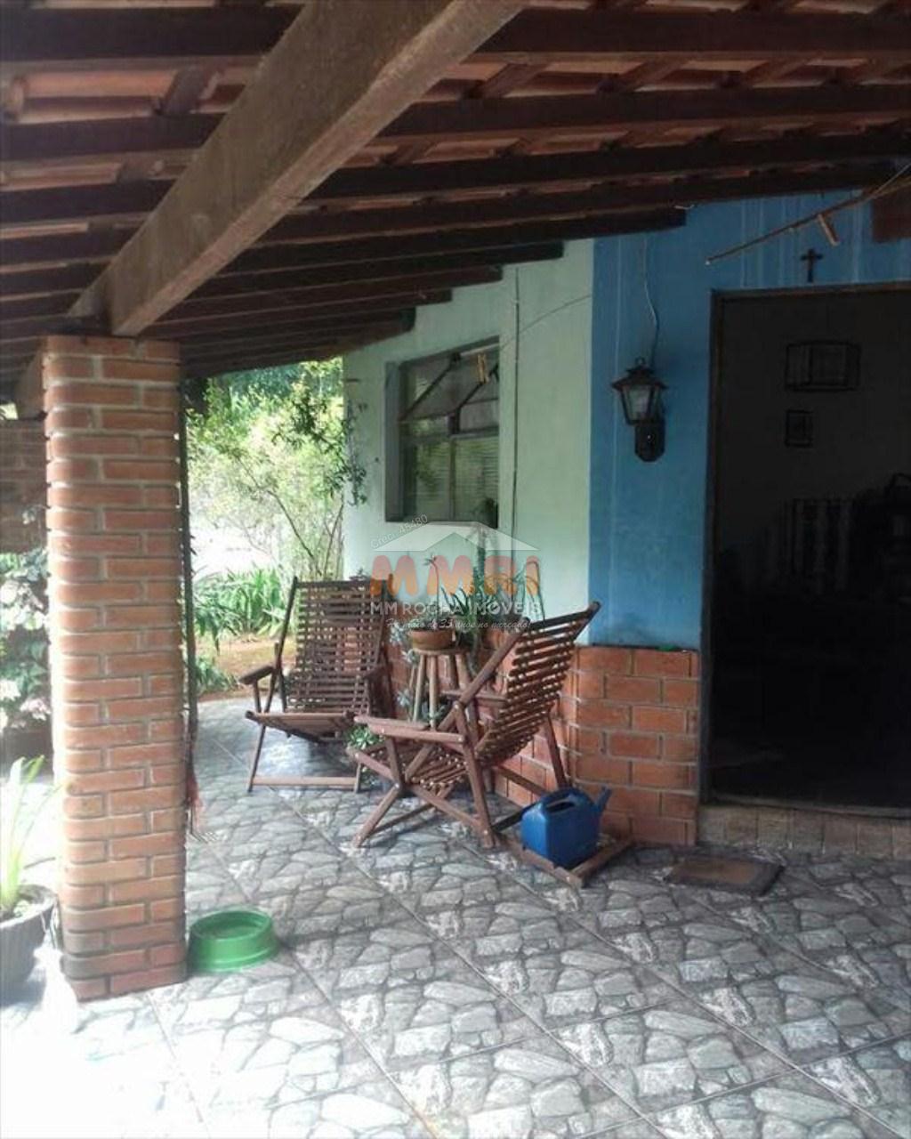 Chácara à venda com 3 quartos, 700m² - Foto 1