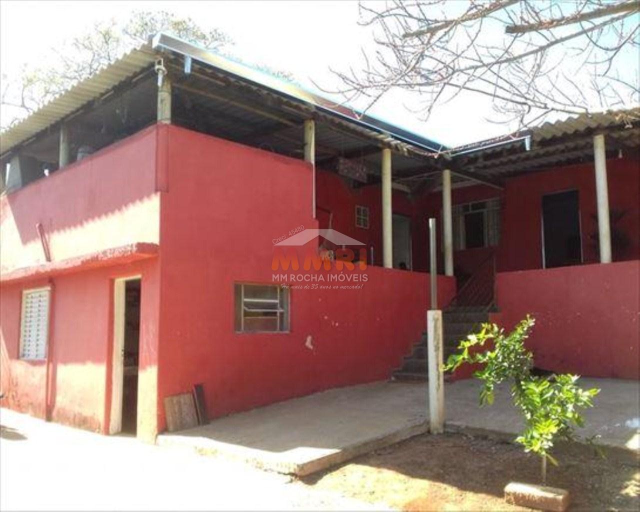 Chácara à venda com 5 quartos, 800m² - Foto 1