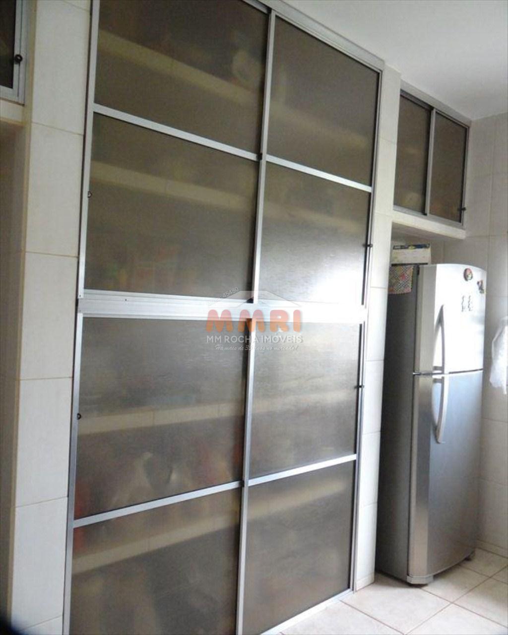 Chácara à venda com 3 quartos, 1280m² - Foto 13