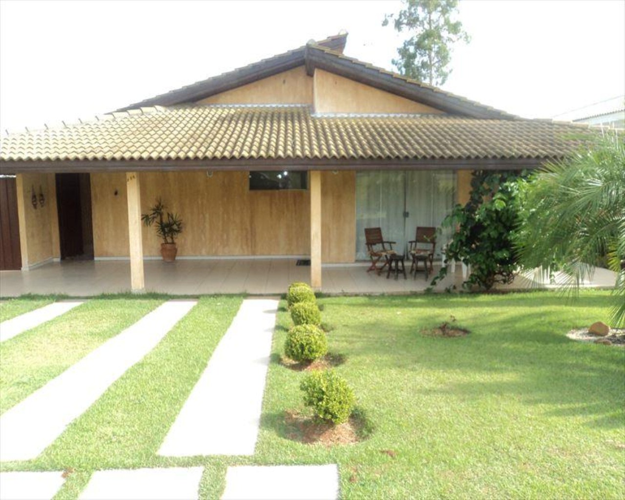 Casa de Condomínio à venda com 3 quartos, 860m² - Foto 2