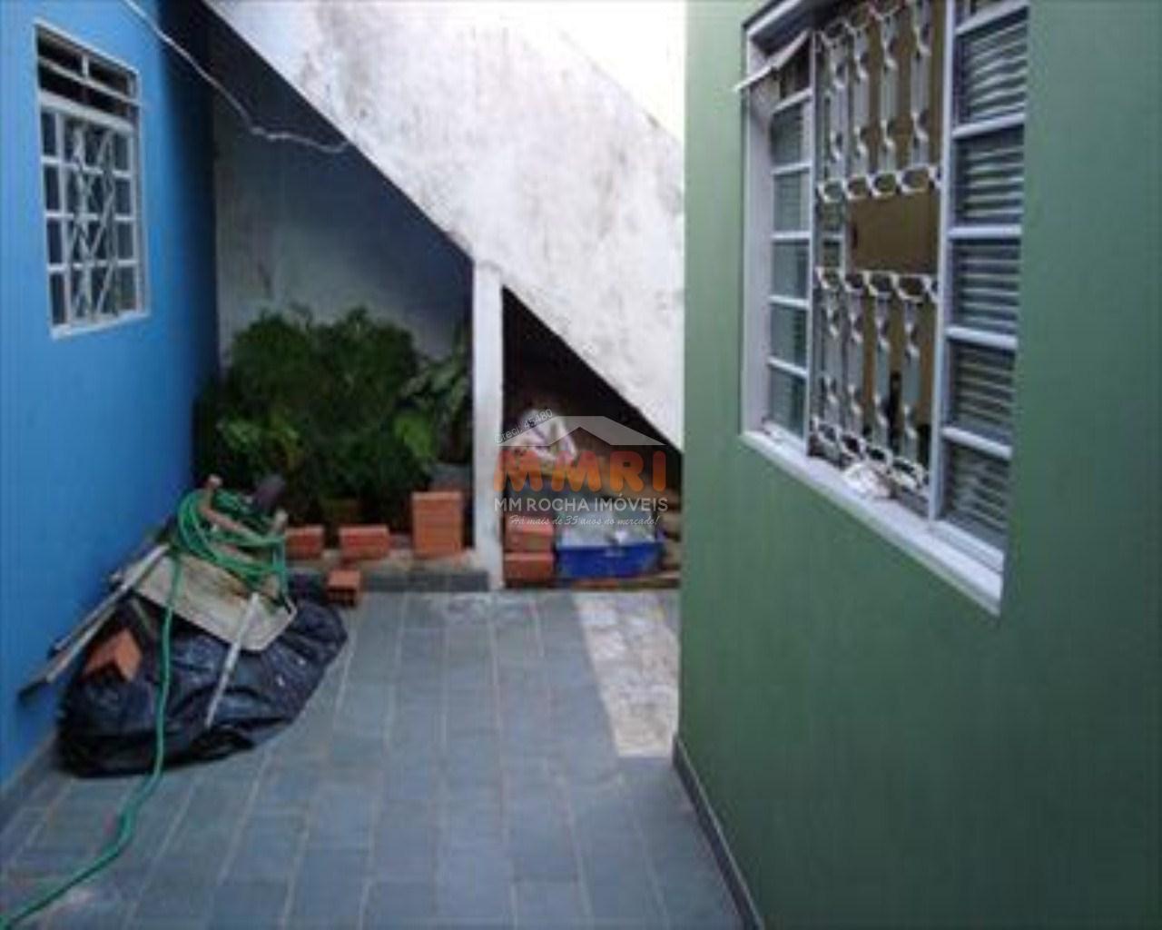 Casa à venda com 2 quartos, 200m² - Foto 12