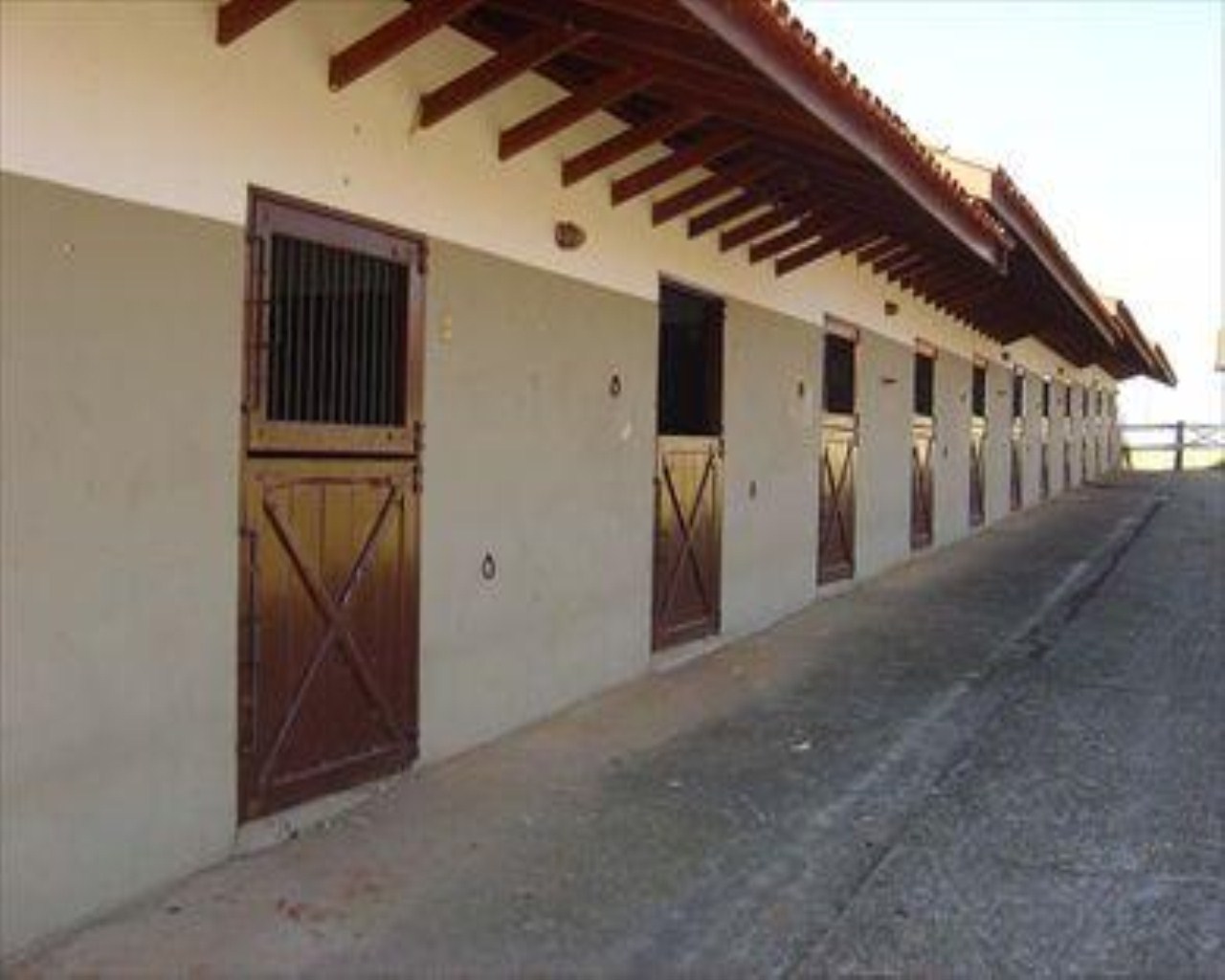 Fazenda à venda com 10 quartos, 36m² - Foto 1