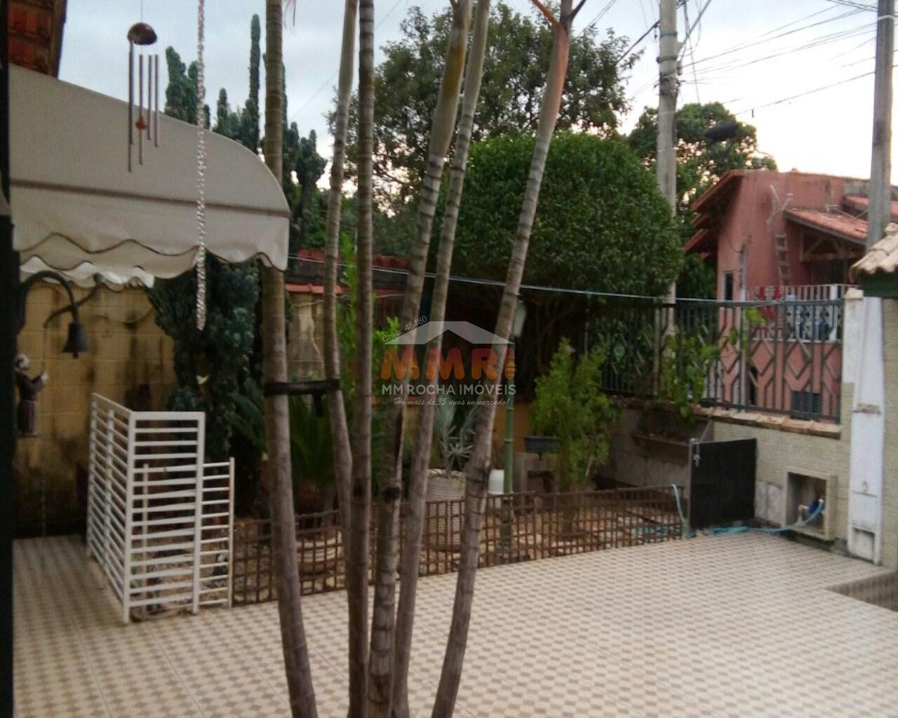 Casa à venda com 2 quartos, 400m² - Foto 46