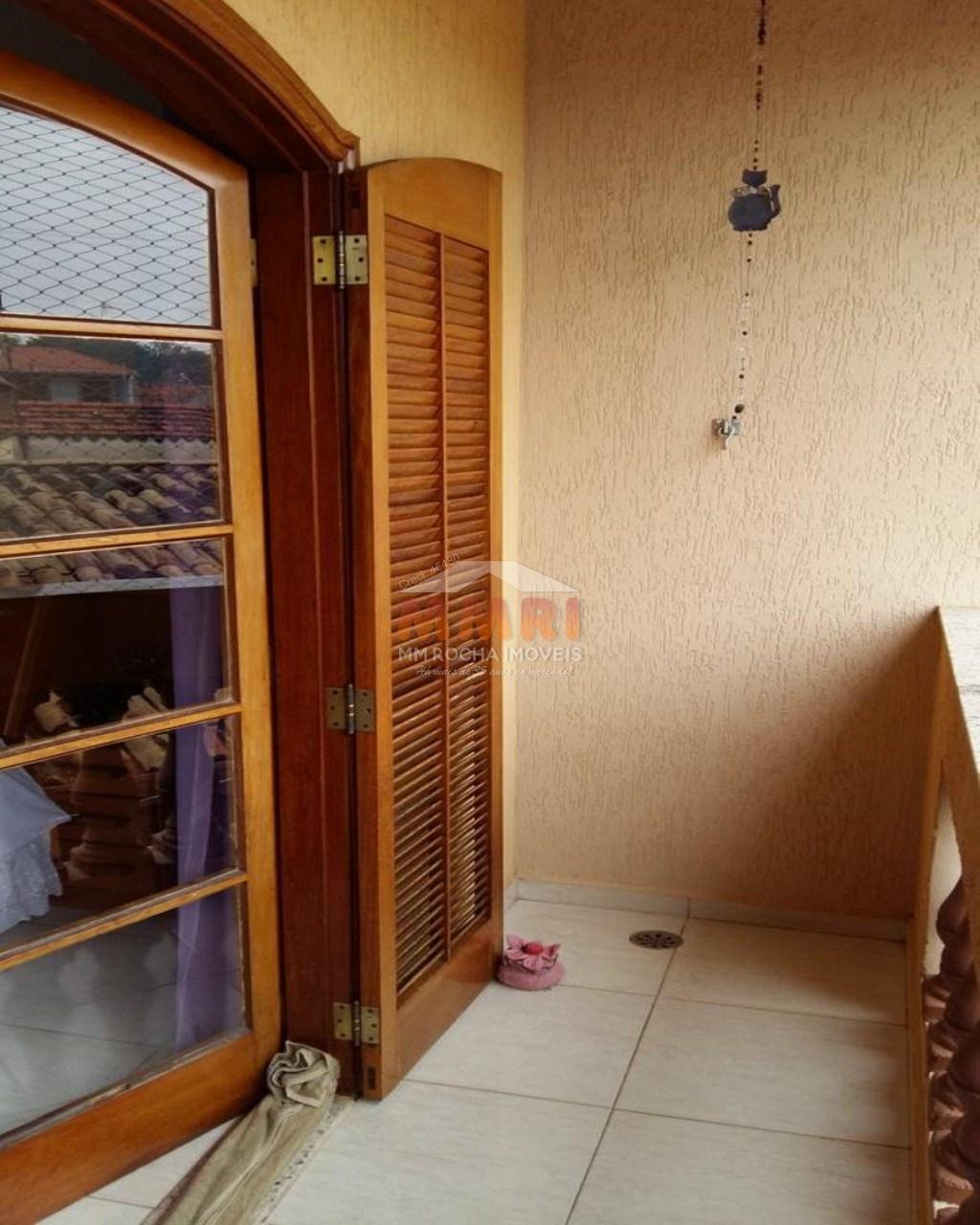 Sobrado à venda com 3 quartos, 200m² - Foto 8