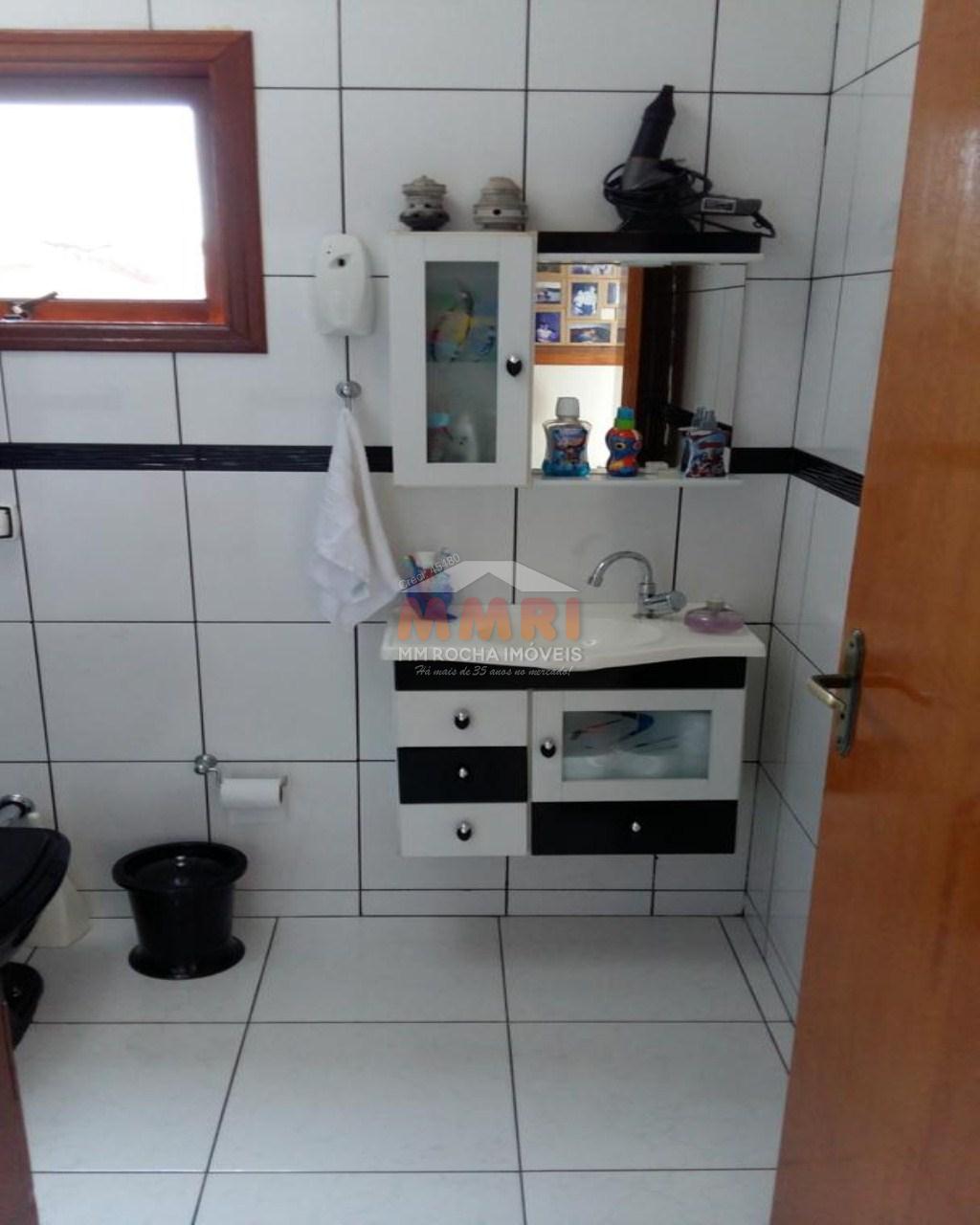 Sobrado à venda com 3 quartos, 200m² - Foto 14