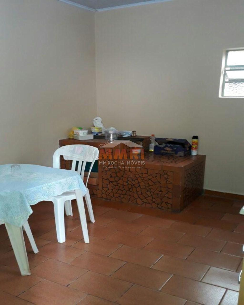 Casa à venda com 3 quartos, 250m² - Foto 5