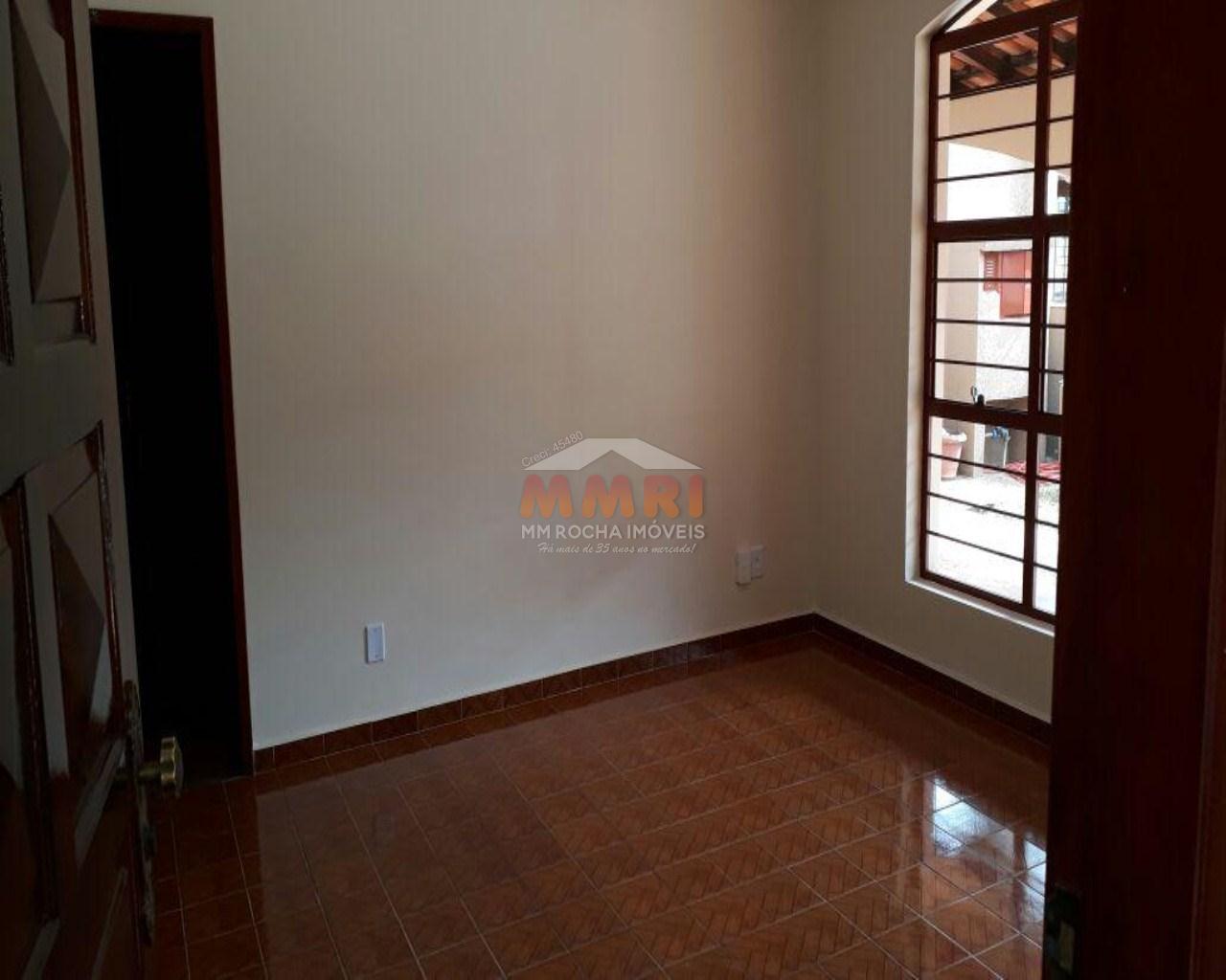 Casa à venda com 3 quartos, 250m² - Foto 16