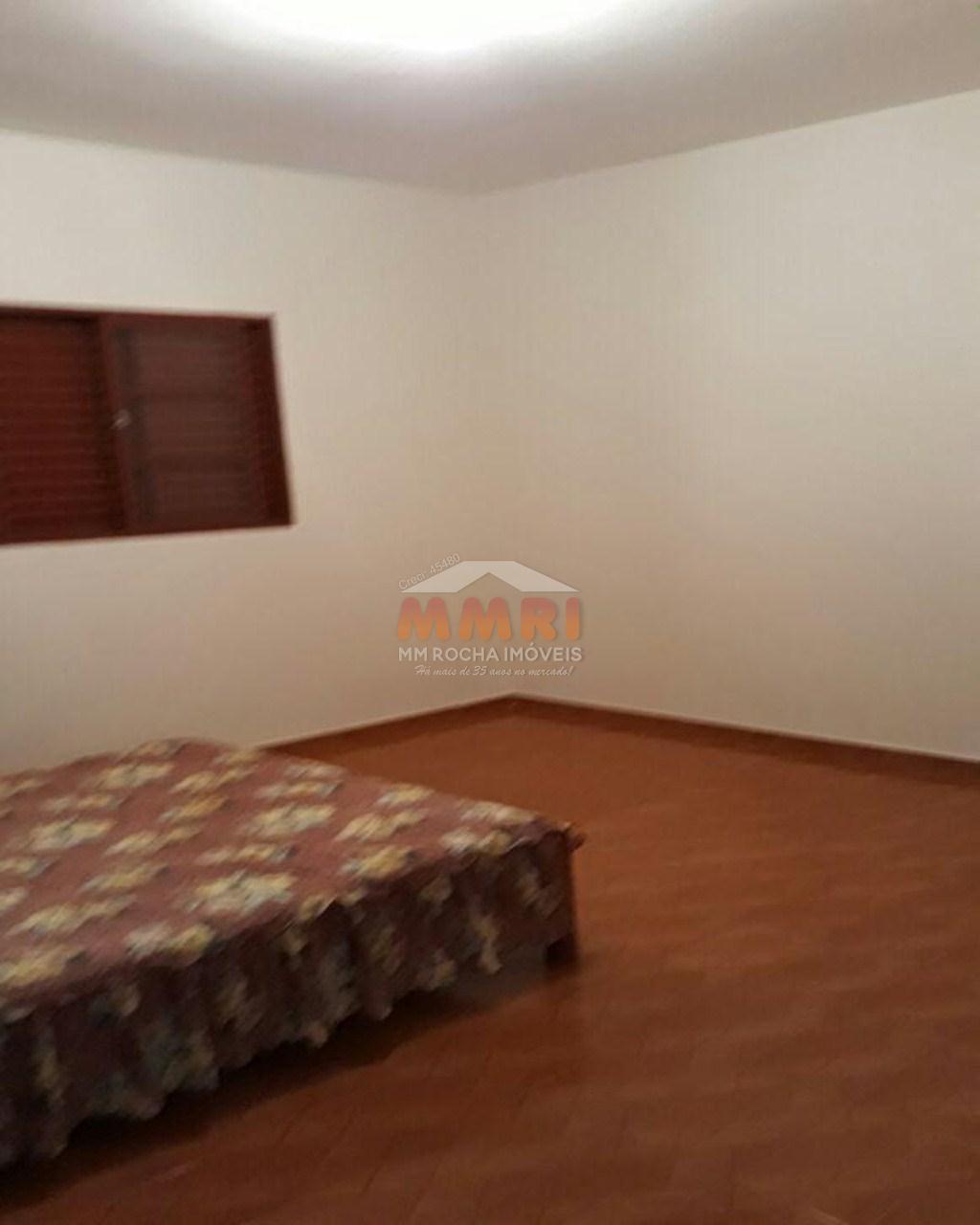 Casa à venda com 3 quartos, 250m² - Foto 24