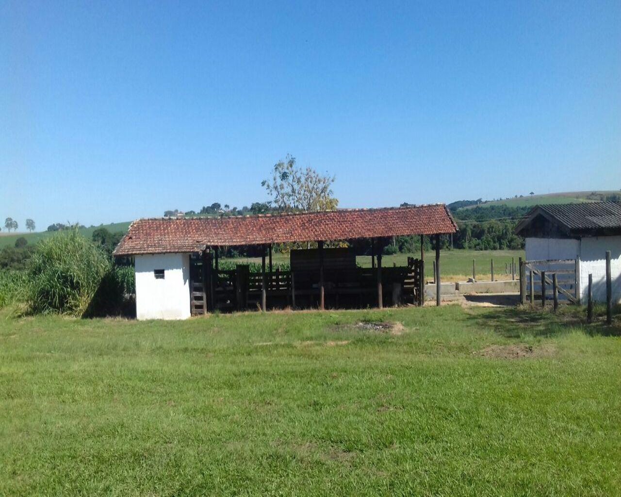 Fazenda à venda com 1 quarto, 106m² - Foto 9