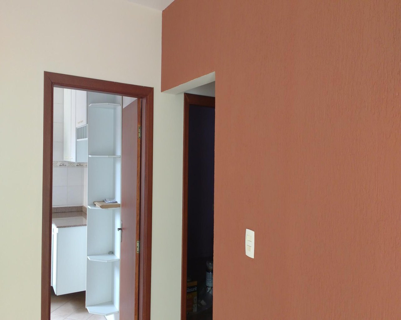 Apartamento à venda com 2 quartos, 70m² - Foto 1