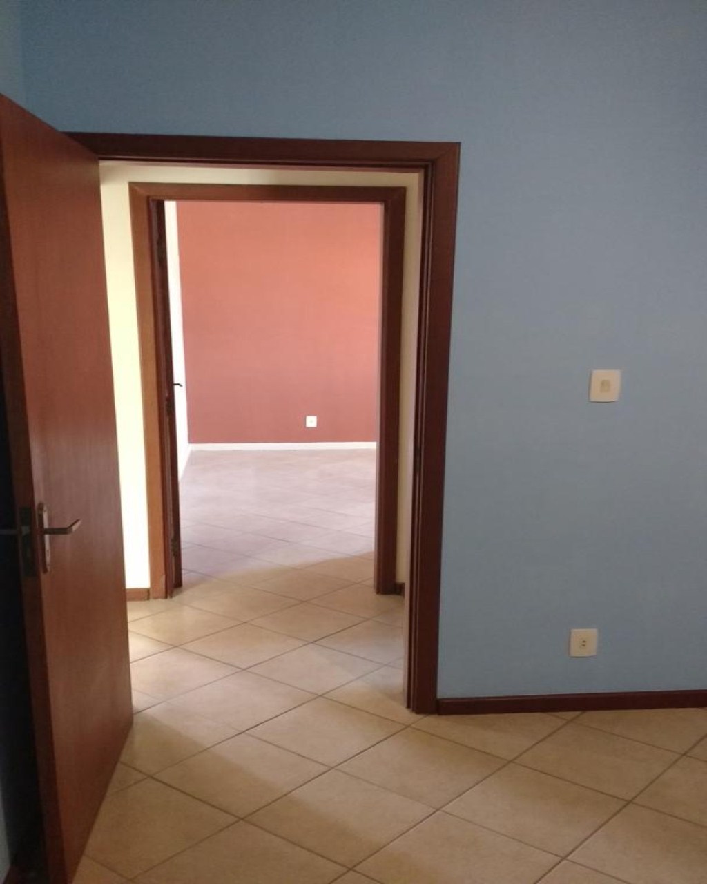 Apartamento à venda com 2 quartos, 70m² - Foto 10