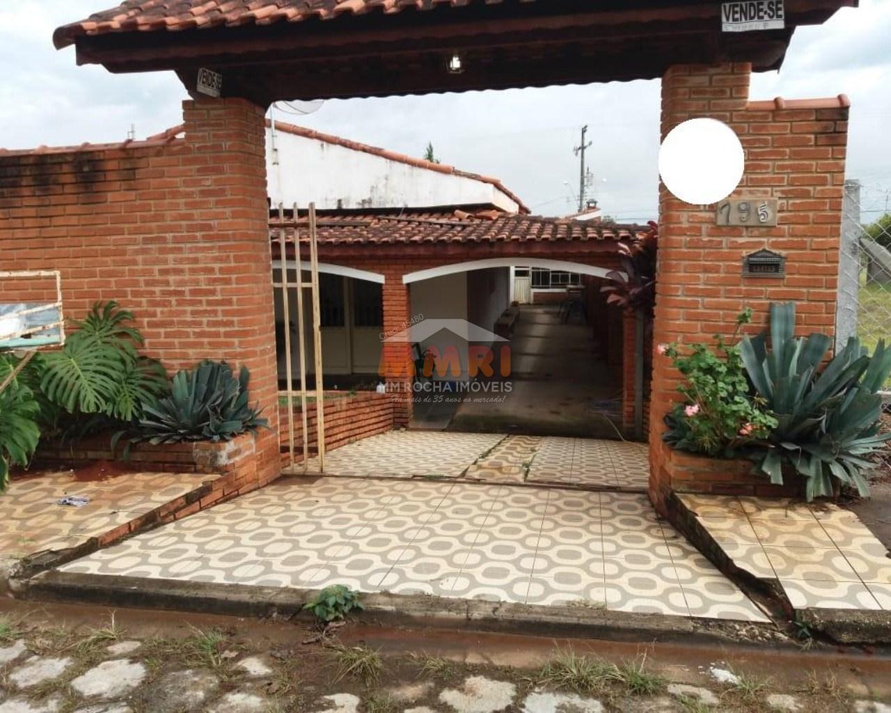 Casa à venda com 2 quartos, 550m² - Foto 10