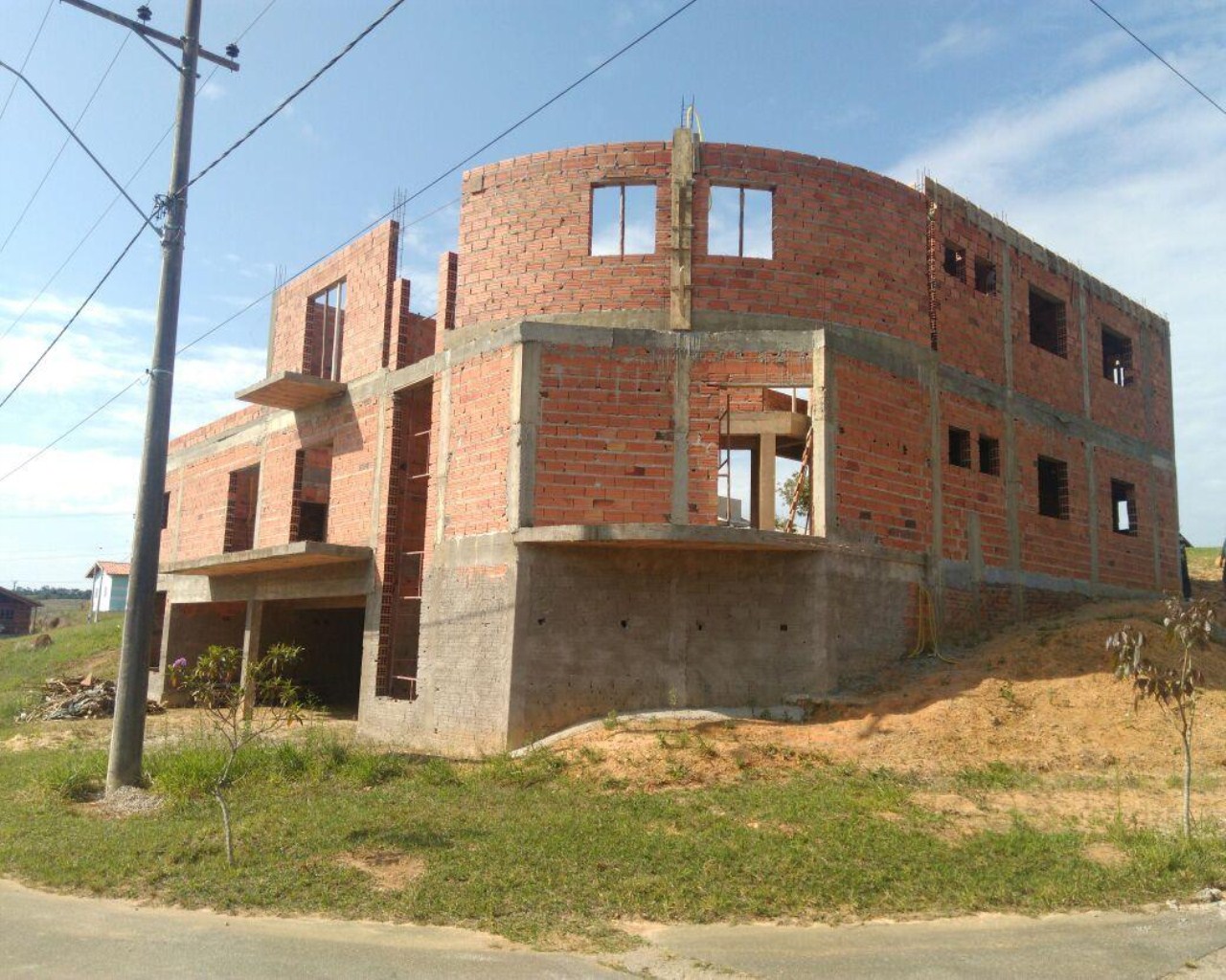 Casa de Condomínio à venda com 4 quartos, 800m² - Foto 1