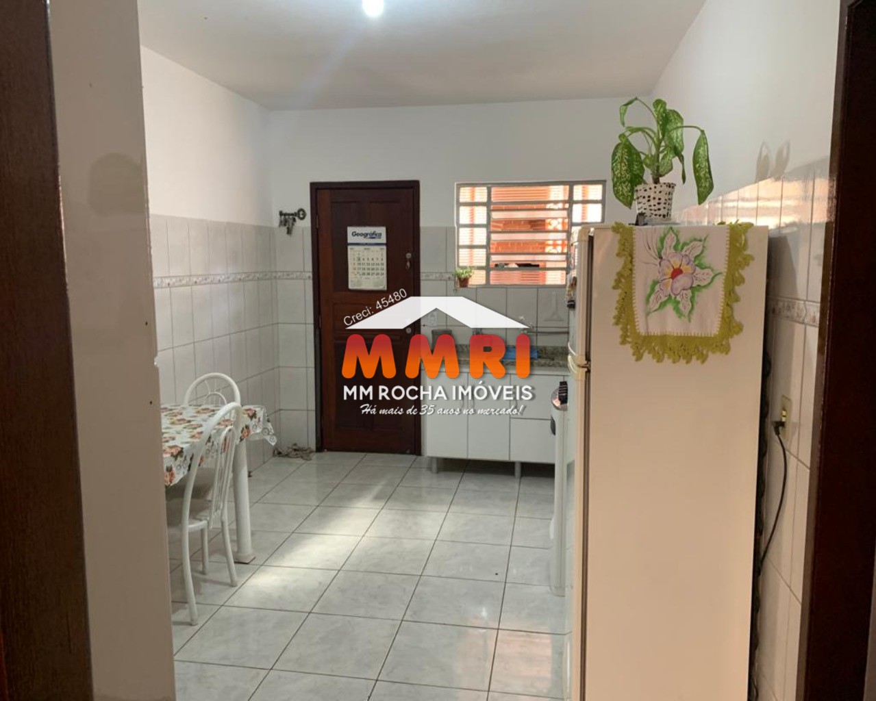 Casa à venda com 2 quartos, 240m² - Foto 16