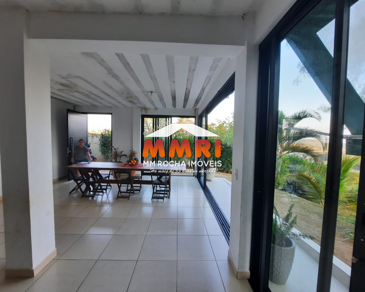 Chácara, 6 quartos, 1050 m² - Foto 4