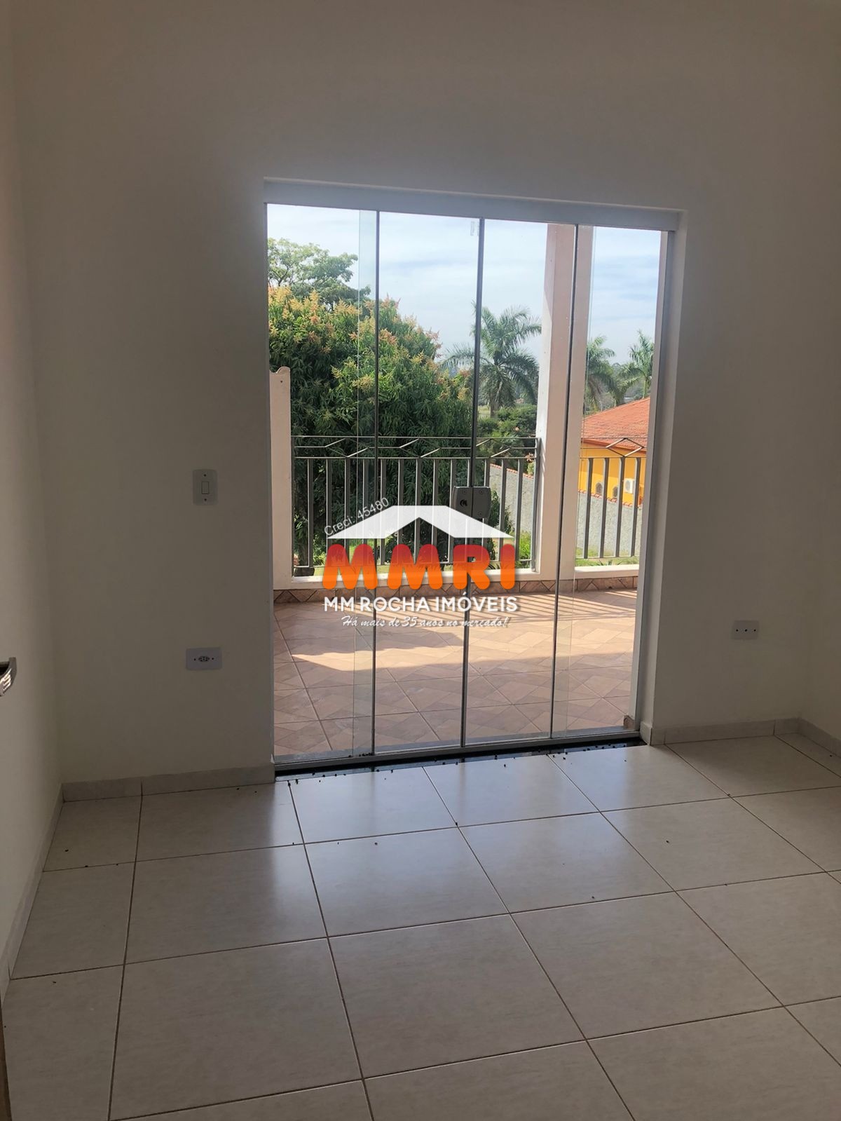 Chácara à venda com 5 quartos, 1000m² - Foto 11