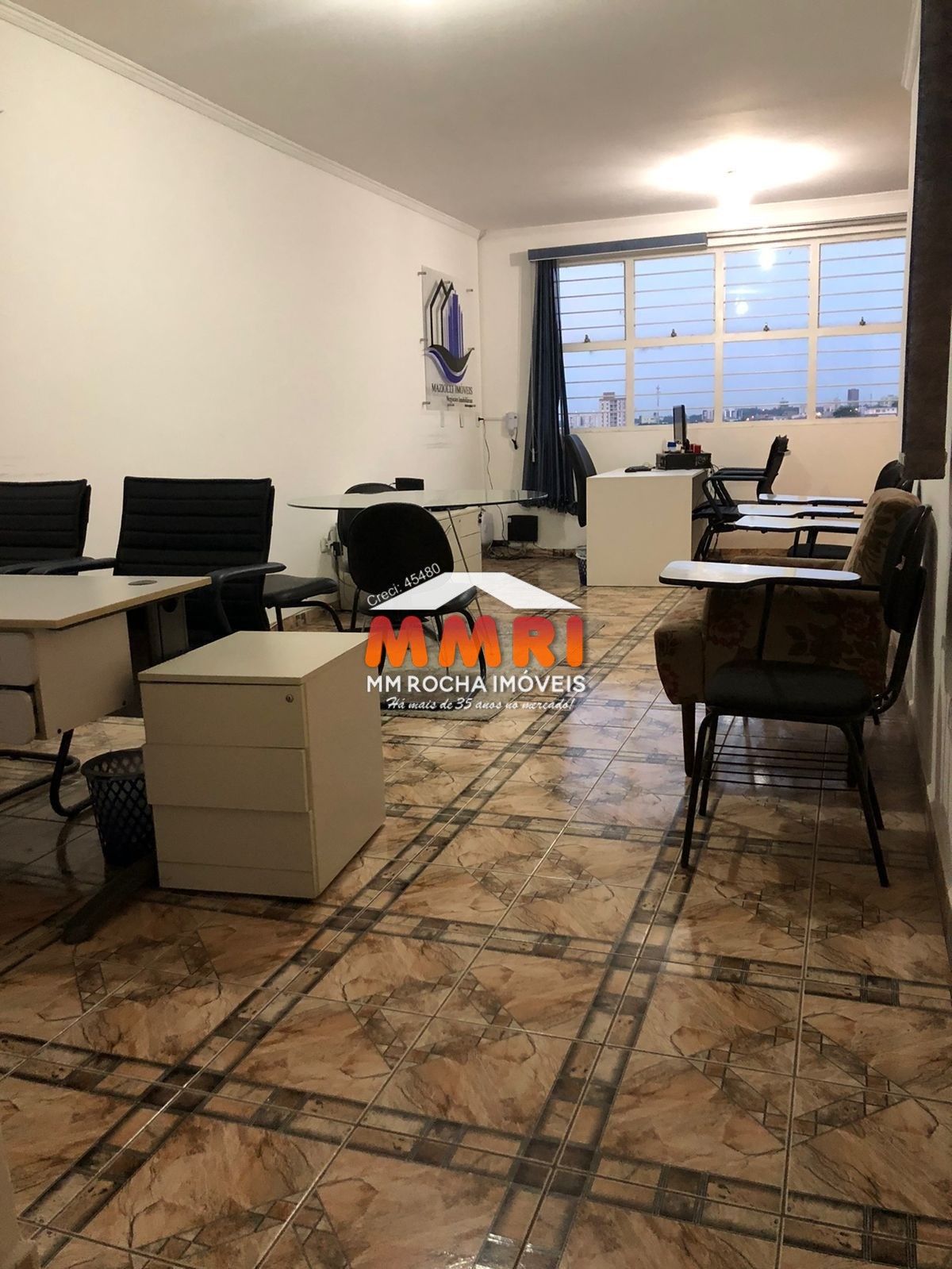 Apartamento para alugar com 2 quartos, 105m² - Foto 2