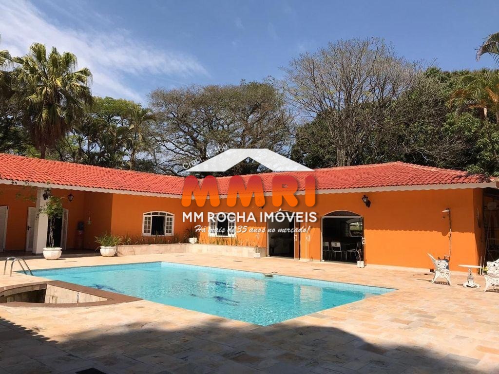 Fazenda à venda com 9 quartos, 95800m² - Foto 2