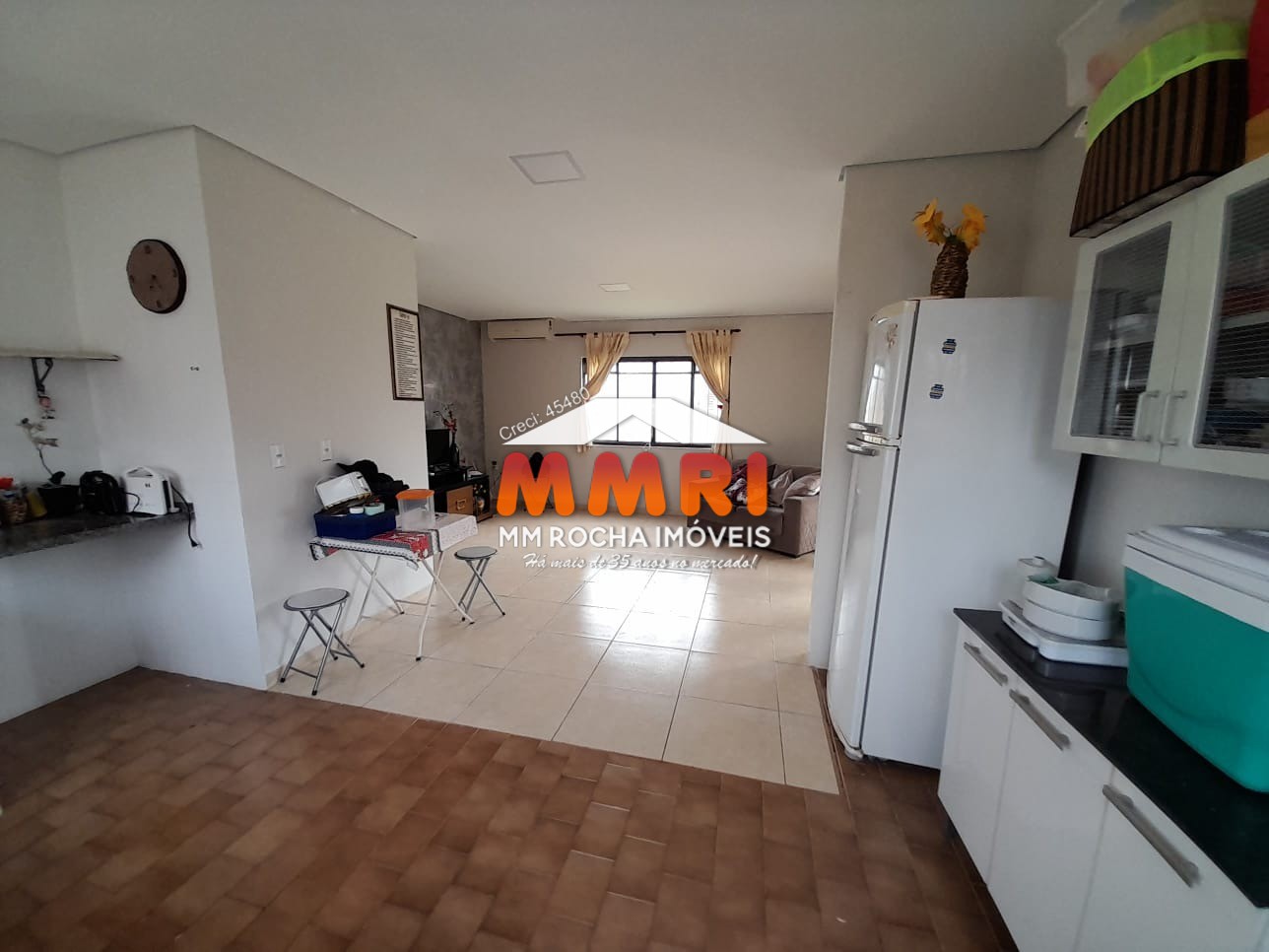 Chácara à venda com 2 quartos, 1000m² - Foto 9