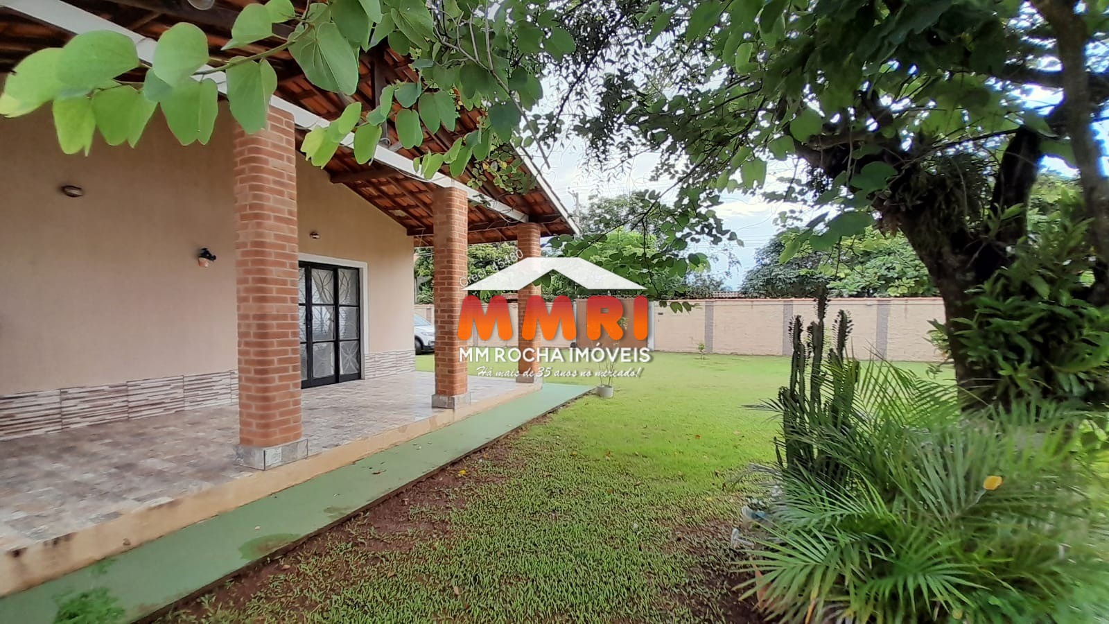 Chácara à venda com 2 quartos, 1000m² - Foto 25