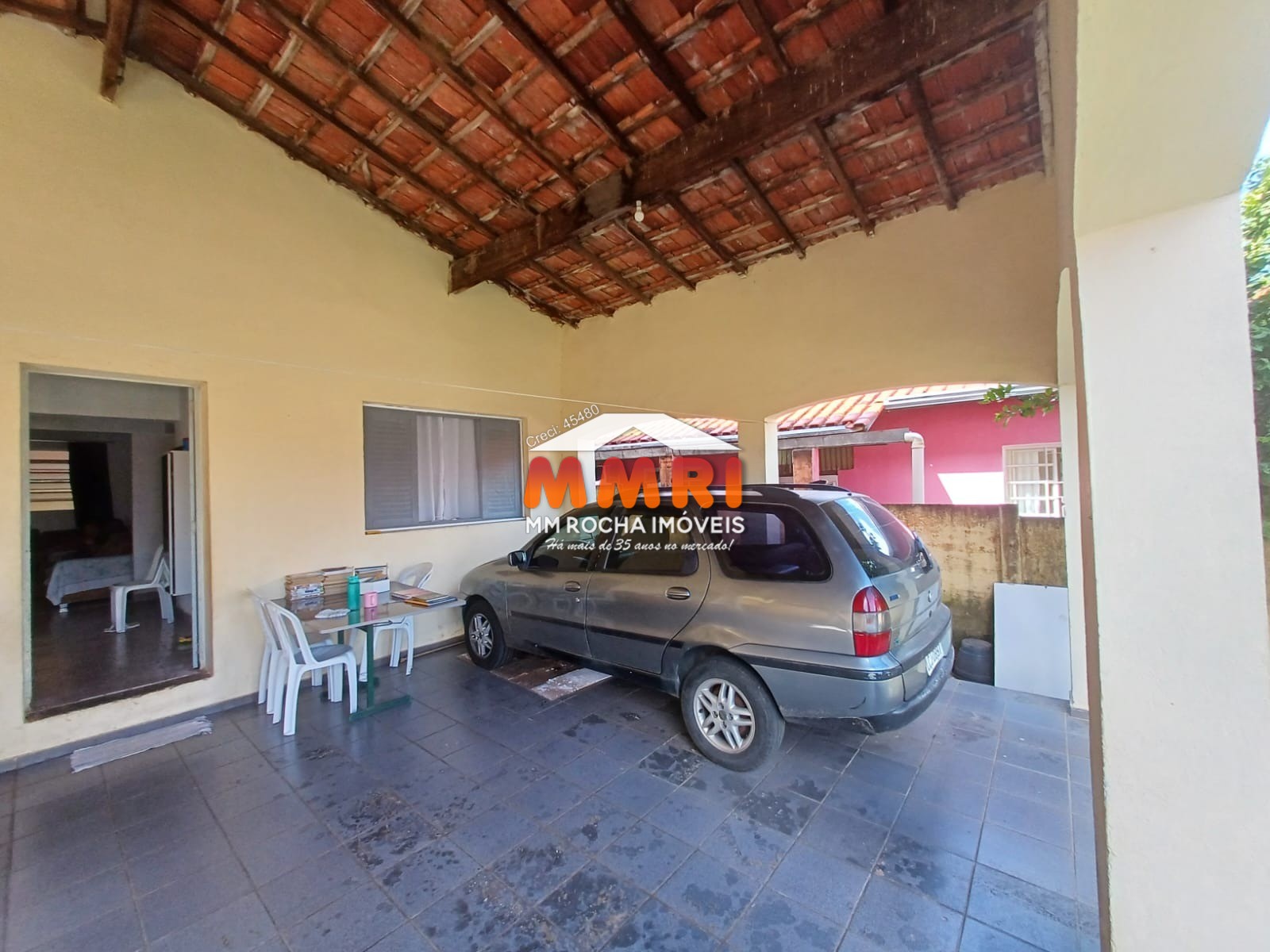 Casa à venda com 2 quartos, 300m² - Foto 3