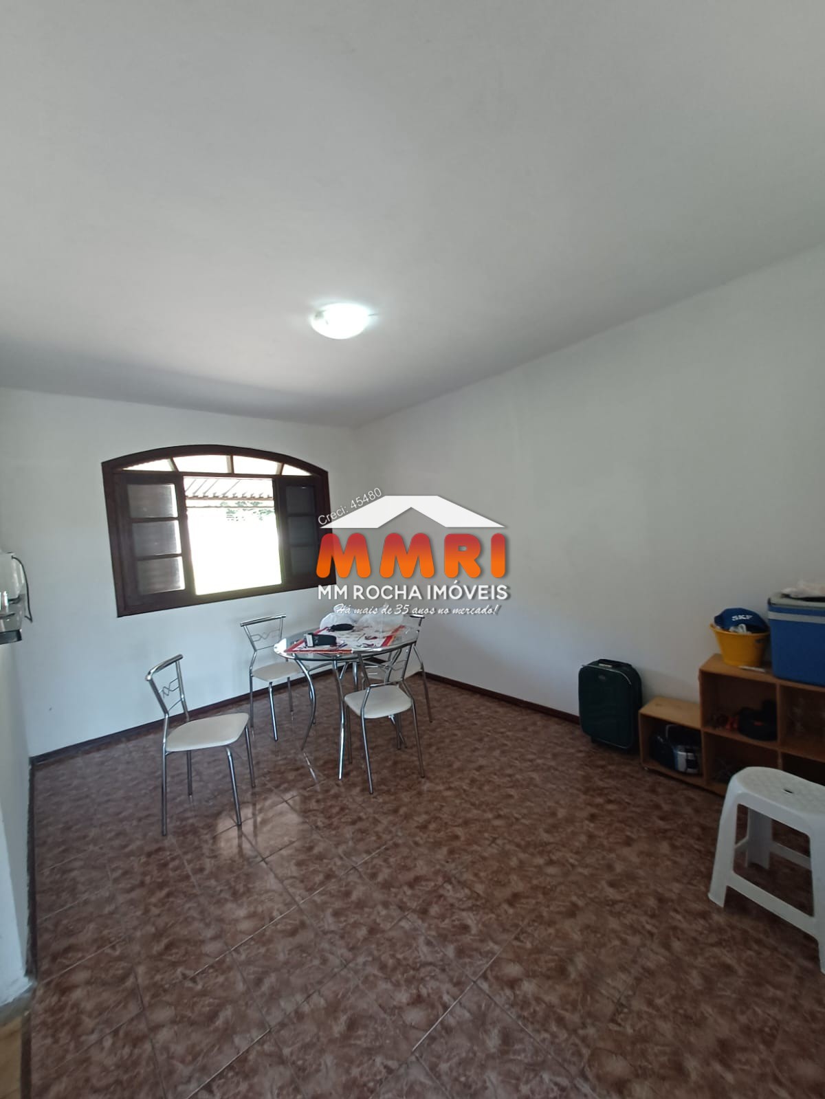 Chácara à venda com 4 quartos, 1050m² - Foto 8