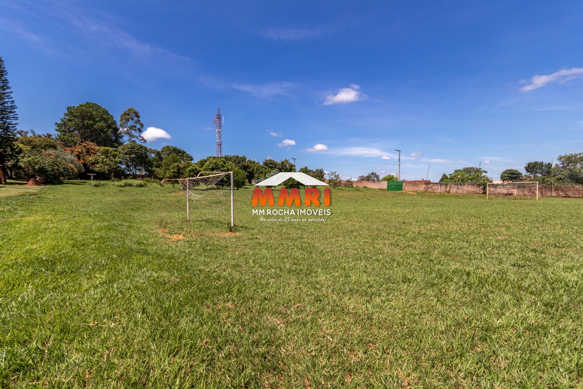 Chácara à venda com 9 quartos, 18865m² - Foto 18