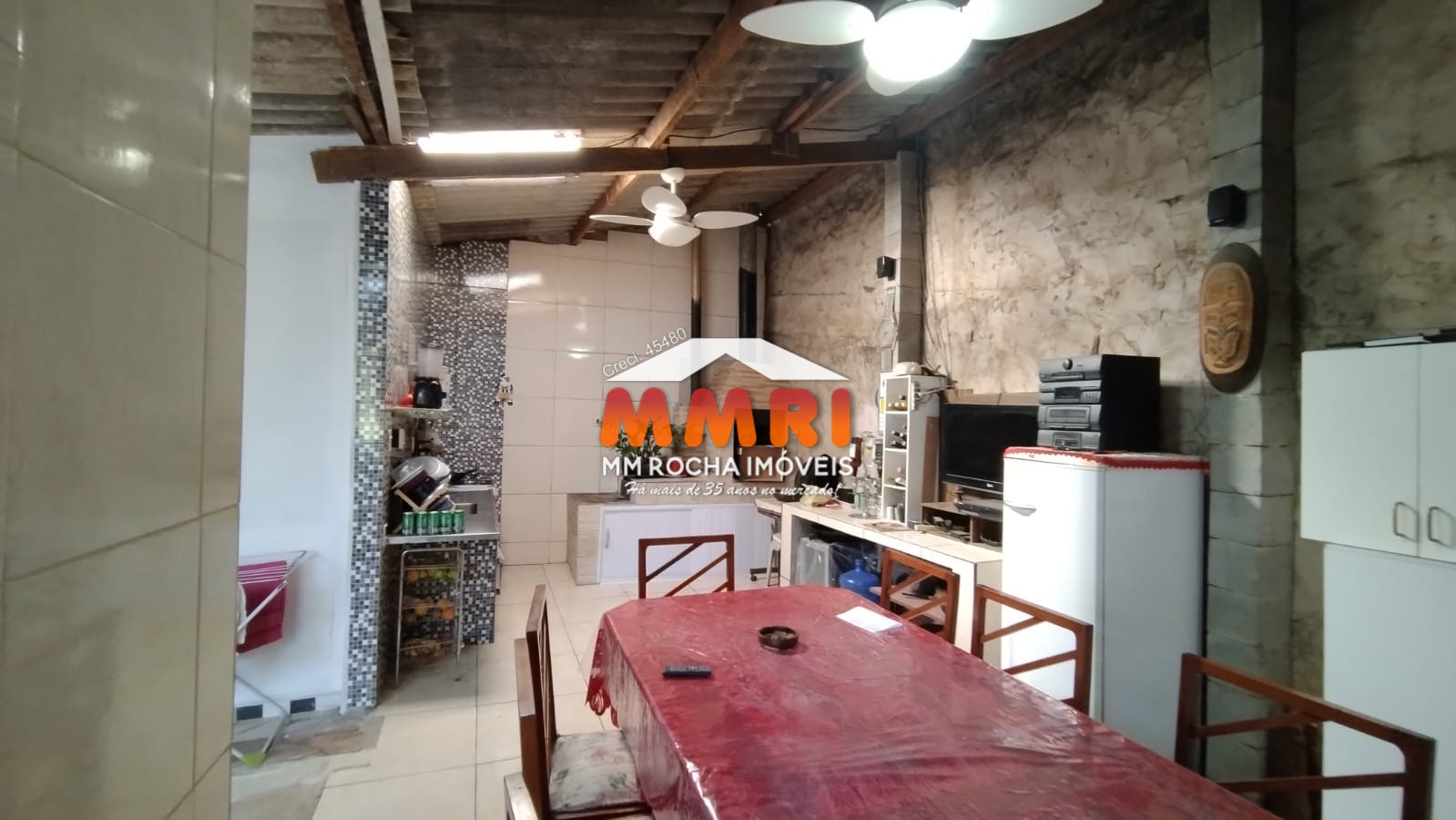 Casa, 3 quartos, 21000 m² - Foto 3