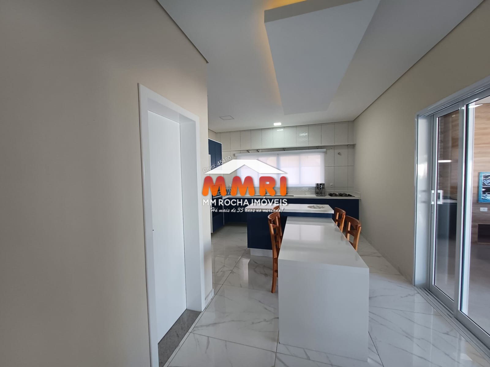 Casa à venda com 4 quartos, 460m² - Foto 6