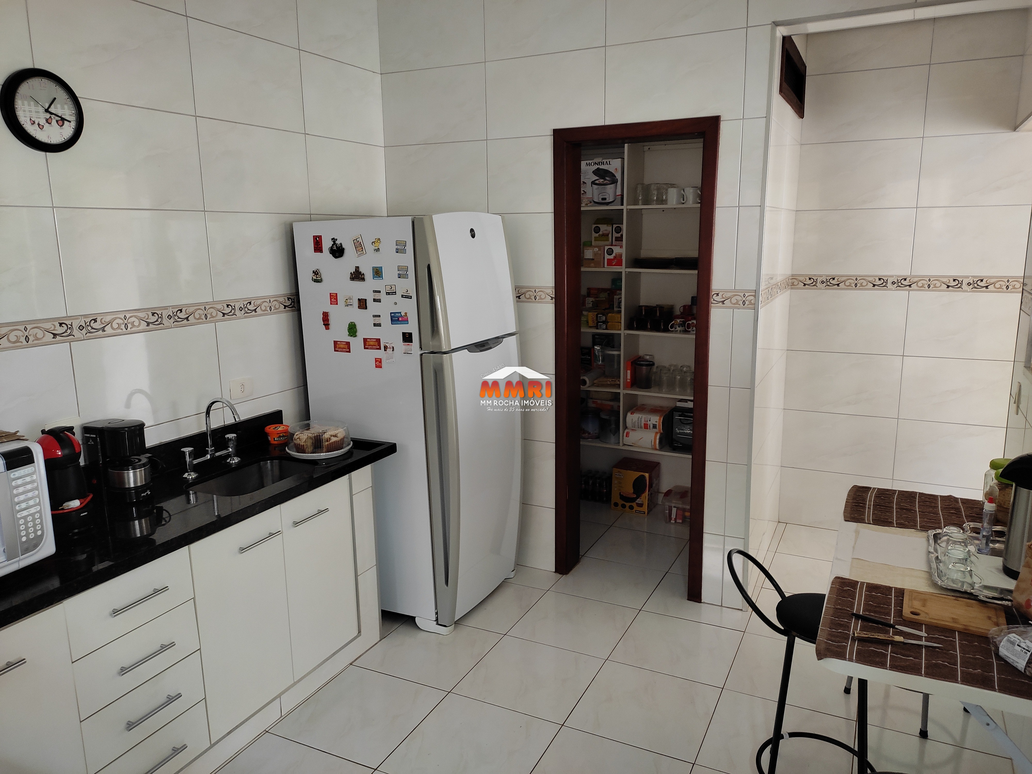 Casa de Condomínio à venda com 3 quartos, 250m² - Foto 10