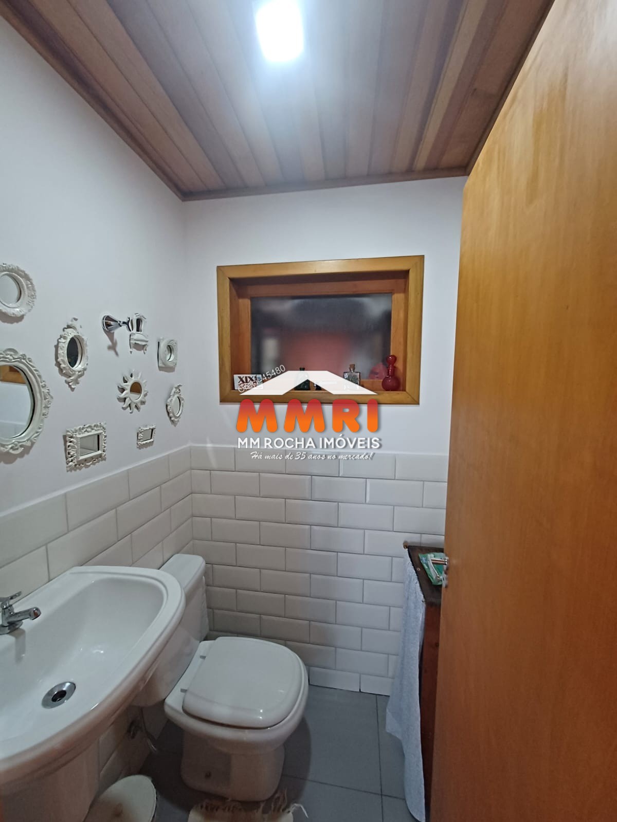 Casa de Condomínio à venda e aluguel com 2 quartos, 800m² - Foto 28