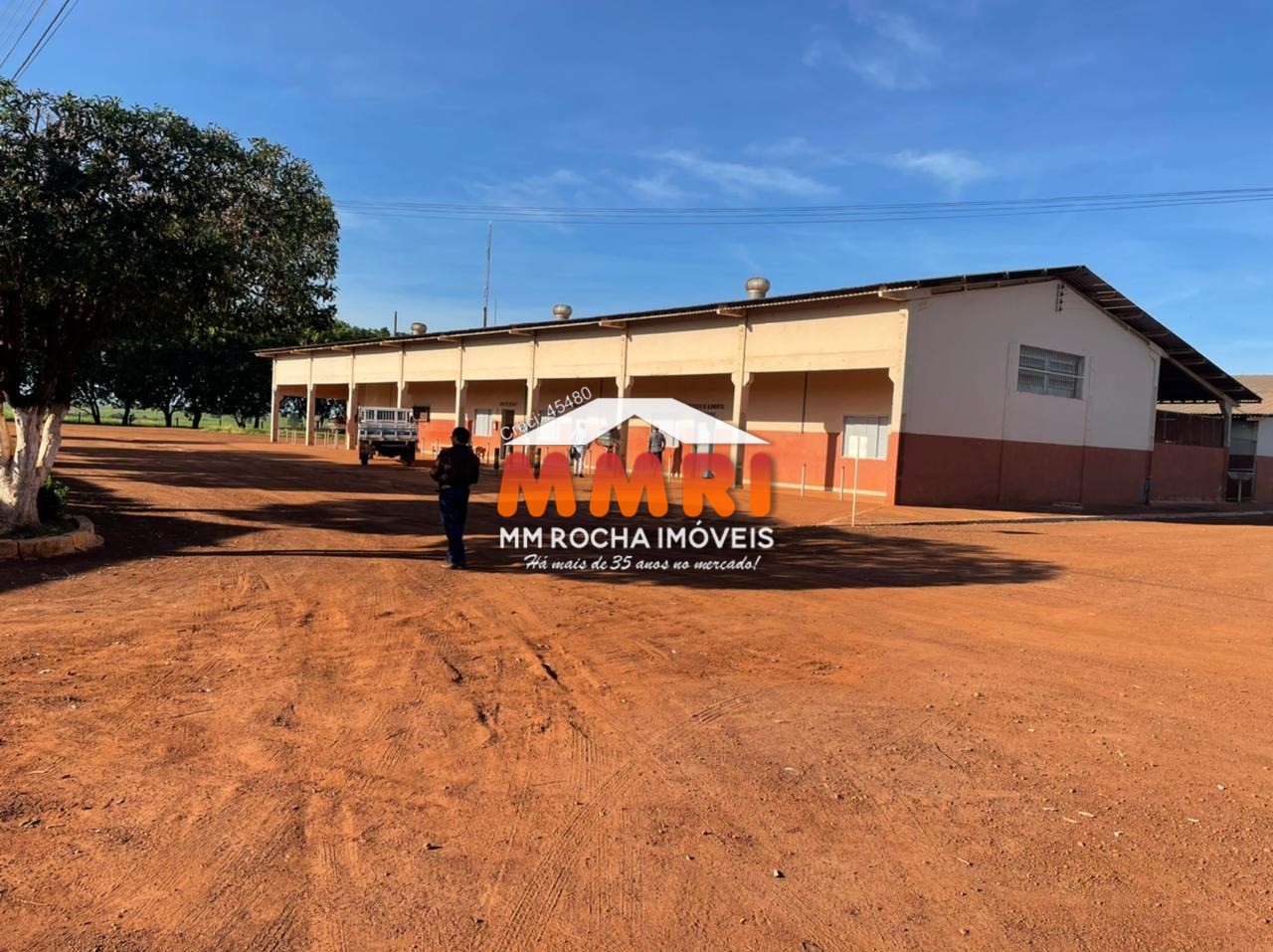 Fazenda à venda, 10200000m² - Foto 1