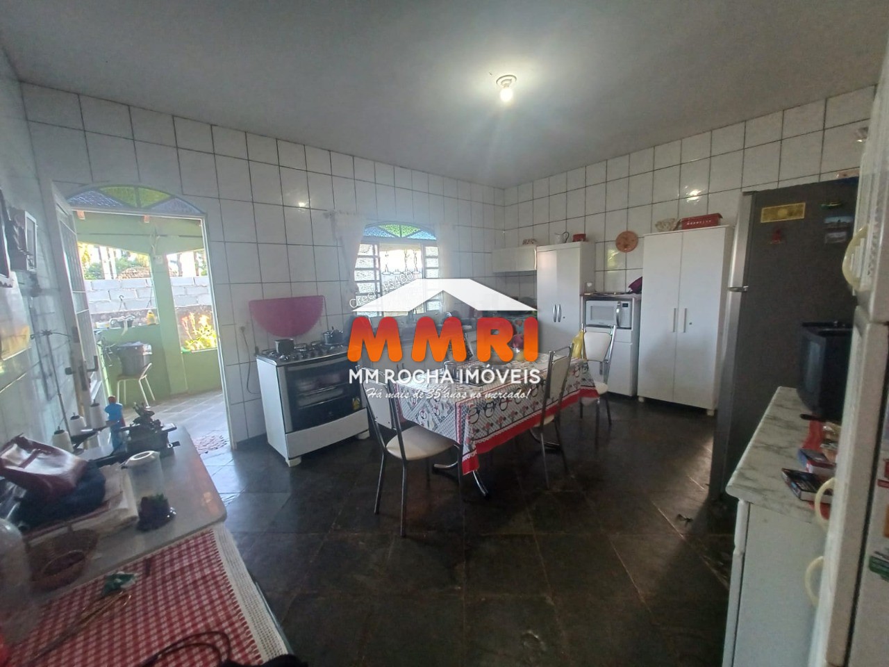 Chácara à venda com 1 quarto, 790m² - Foto 14