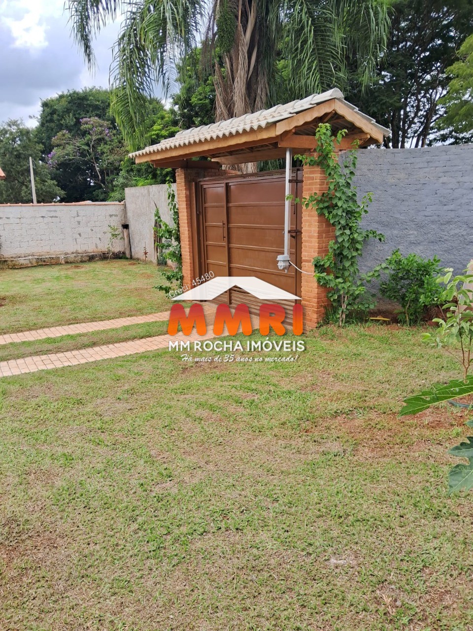 Chácara à venda com 4 quartos, 976m² - Foto 6