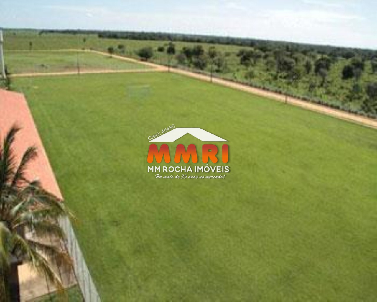 Fazenda à venda com 1 quarto, 209400m² - Foto 2