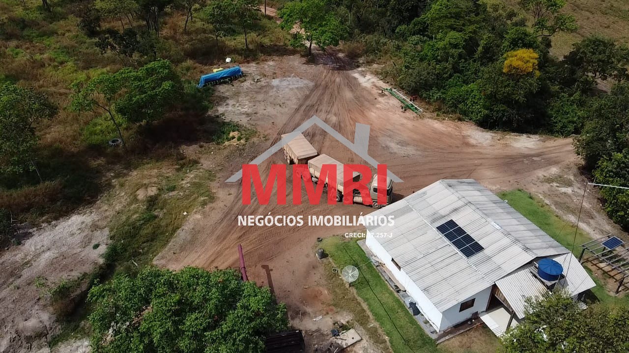 Fazenda à venda com 5 quartos, 424m² - Foto 3