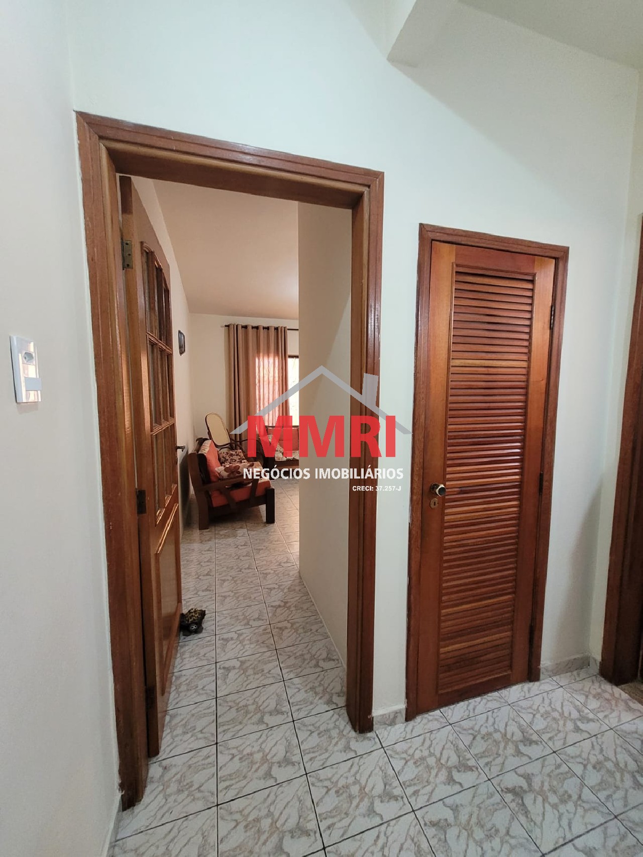 Casa à venda com 4 quartos, 190m² - Foto 7