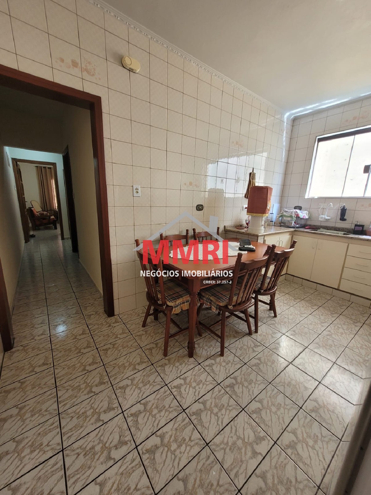 Casa à venda com 4 quartos, 190m² - Foto 12